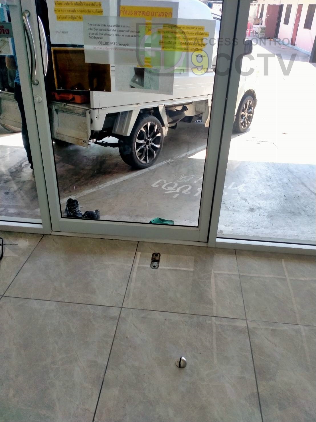 กันชนประตู กันประตูเปิดค้าง แบบติดพื้น ยี่ห้อ HAFELE