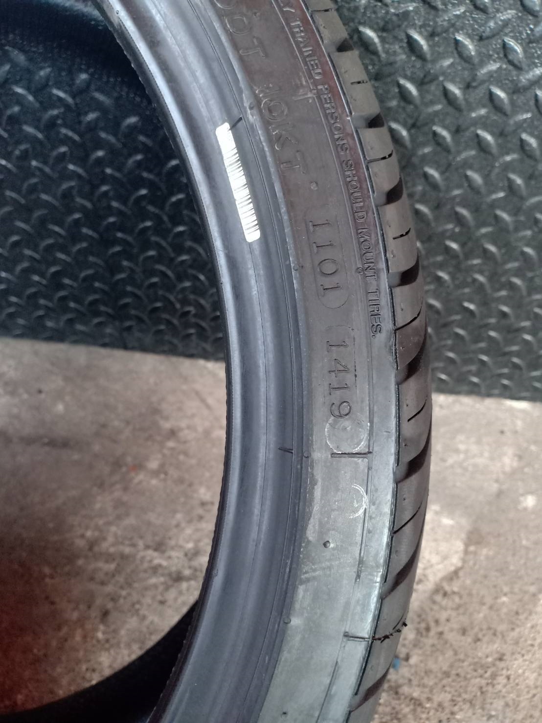 ยางใหม่ NANKANG NS2 215/35-18 ราคาส่ง