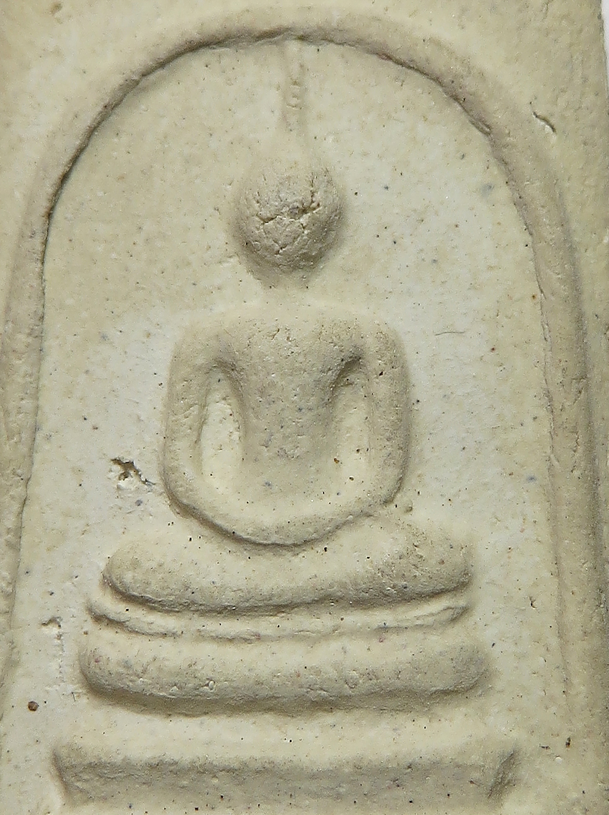 1572 (2) พระสมเด็จ พิมพ์ใหญ่ - พระประธาน วัดโบสถ์สามเสน จังหวัดกรุงเทพ ปี 2535 เนื้อผง เนื้อดี มวลสารมาก บูชาพร้อม กล่องเดิมจากวัด