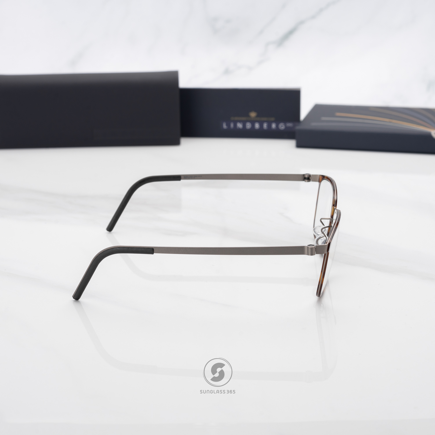 แว่นสายตา Lindberg Strip Titanium 028 13C87 9760 T207 10