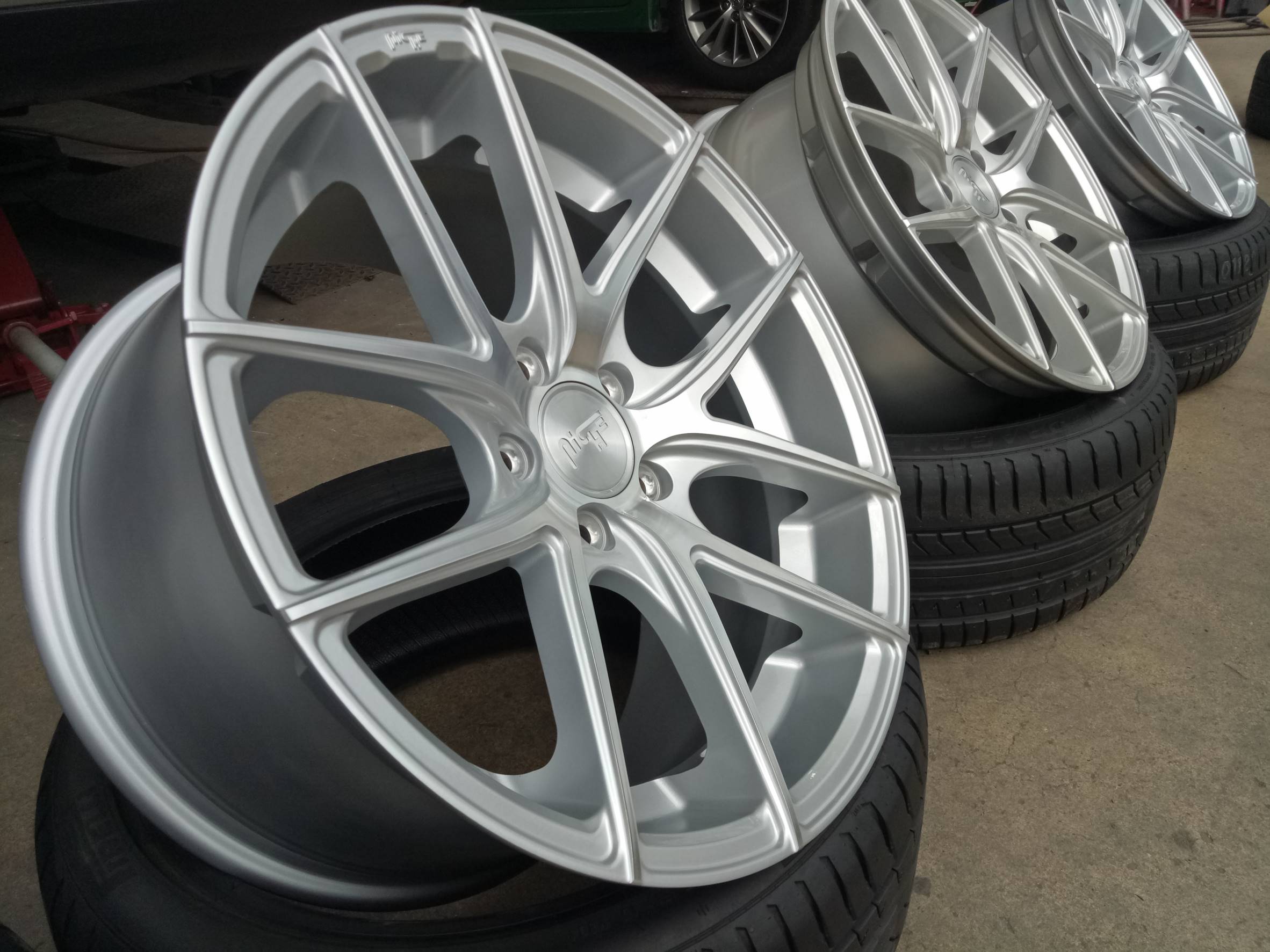 ล้อแท้ NICHE TARGA ขอบ18 ราคาถูก