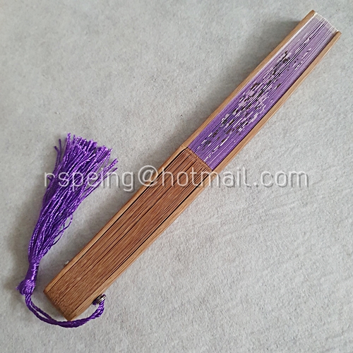 พัดไม้จีน พัดไม้พับเก็บได้ ลายดอกเหมย พร้อมกล่อง