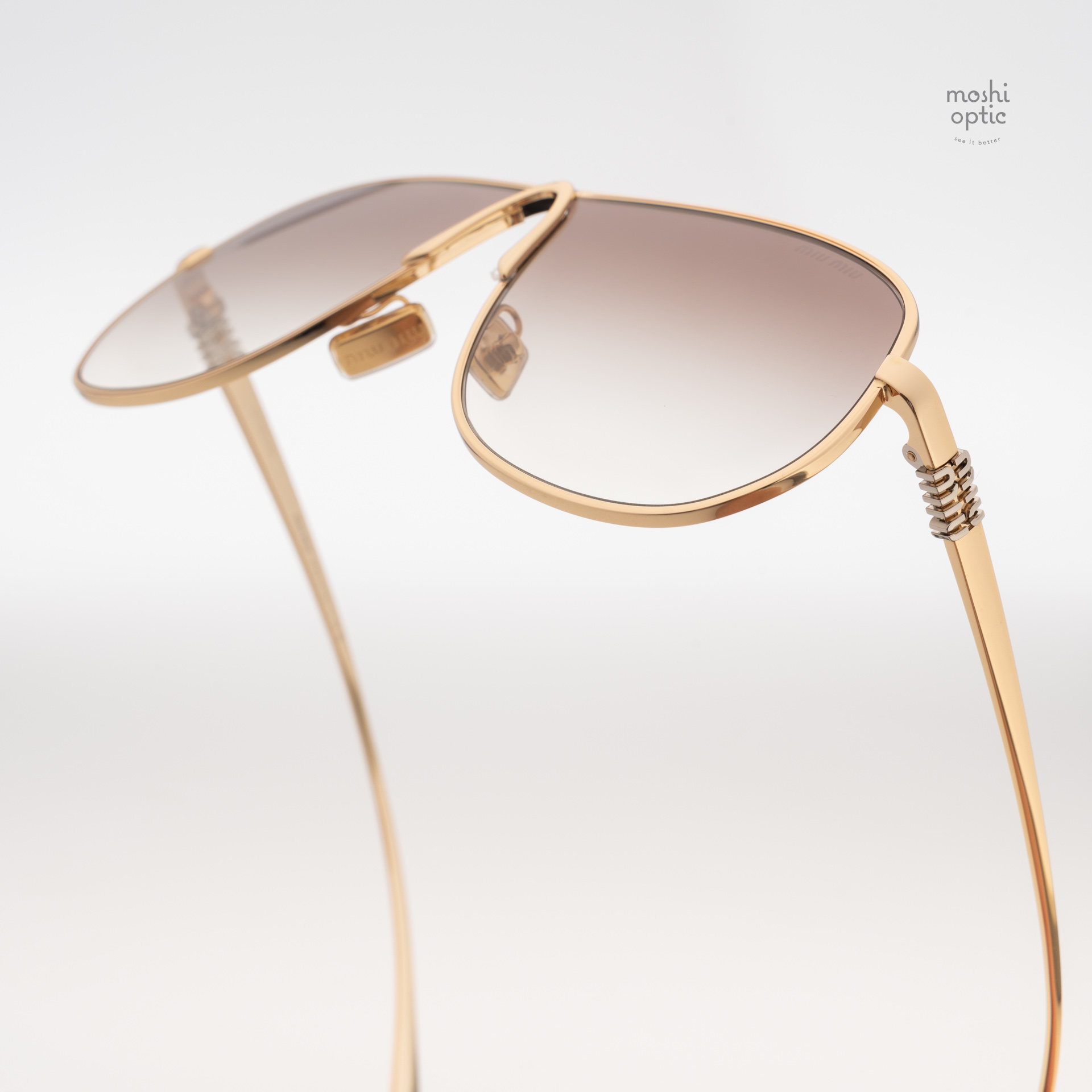 แว่นกันแดด Miu Miu MUA56S 5AK90L