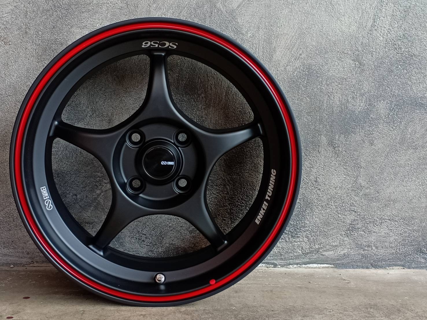 ENKEI TUNING SC56 15X7 4X100 ET+28