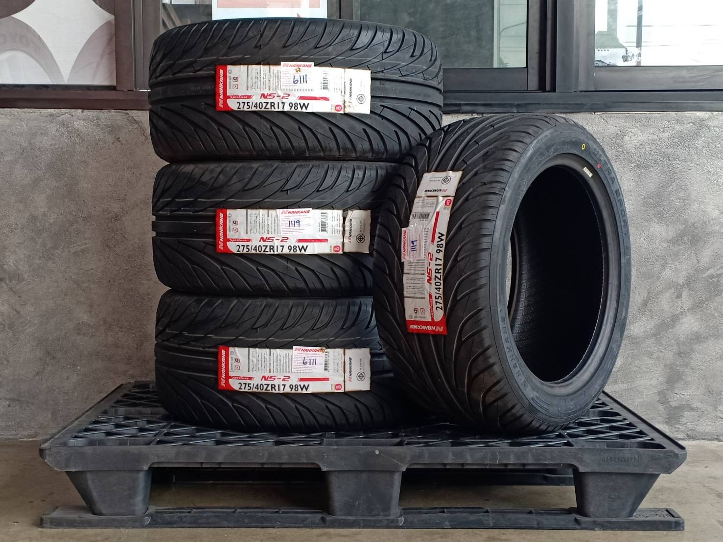 NANKANG 275/40ZR17 NS-2ต้องการส่วนลดราคาพิเศษ กรุณาสอบถาม