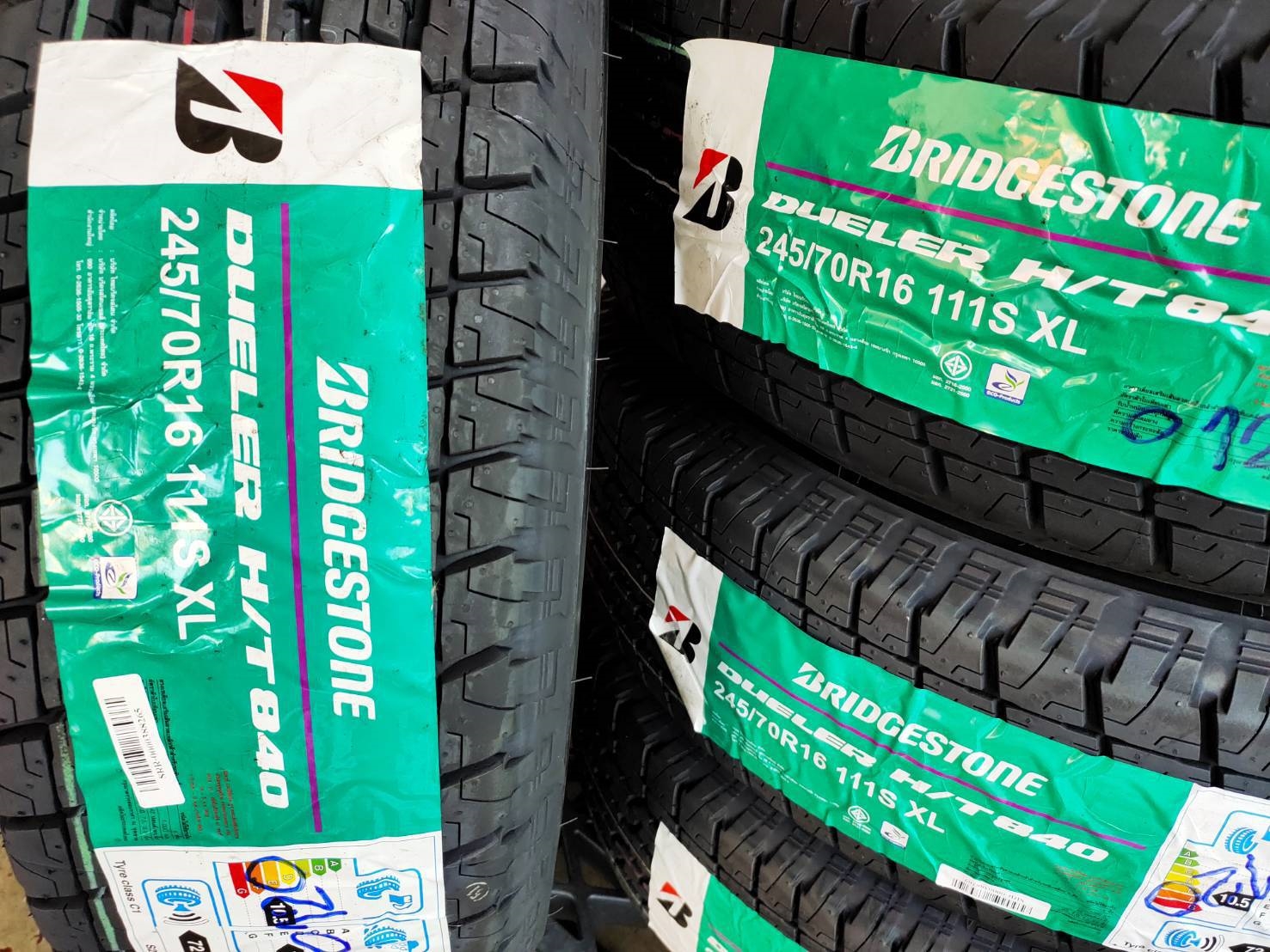 BRIDGESONE DUELER H/T840 245/70R16 111S XL