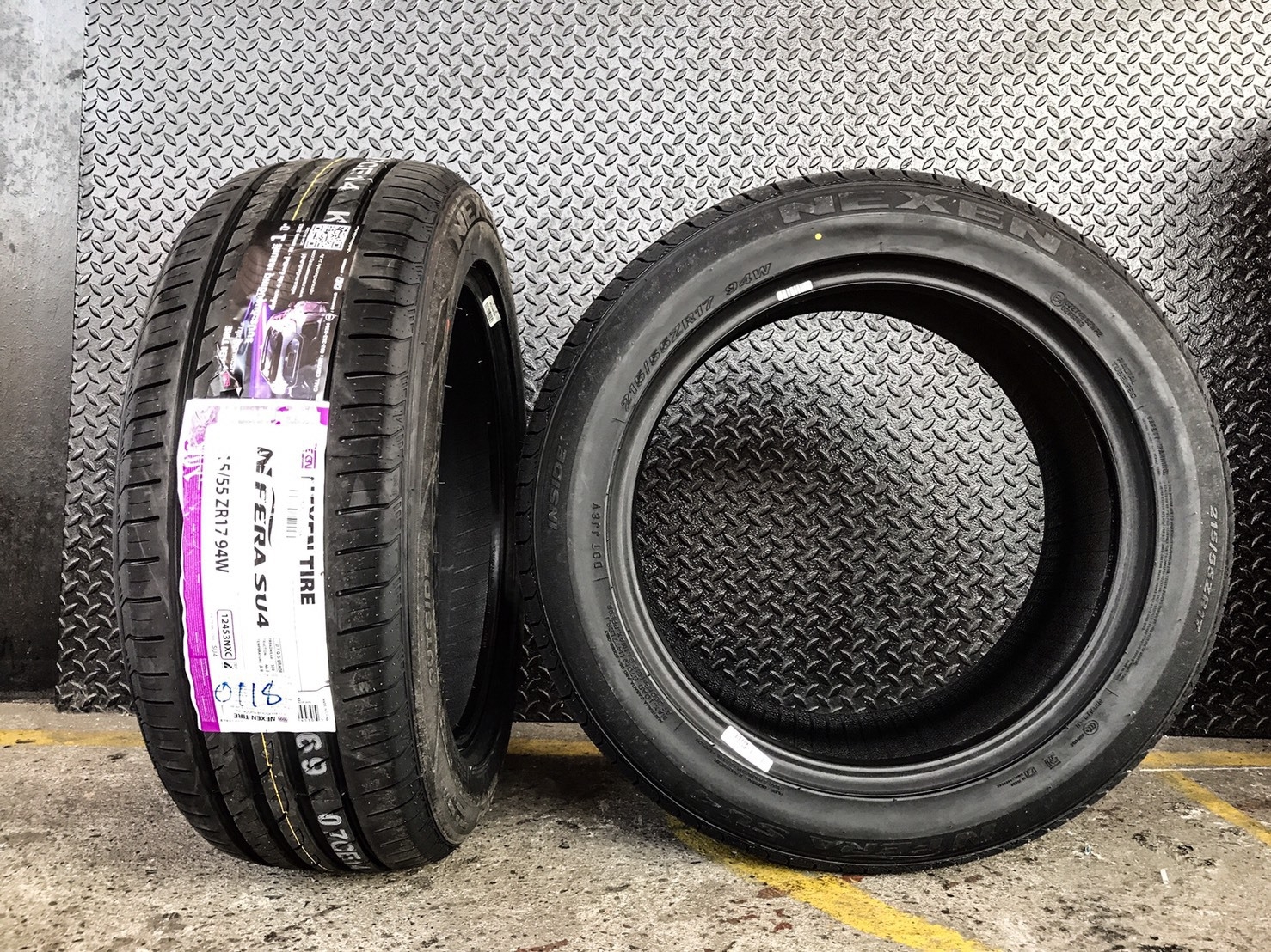 NEXEN NFERA SU4 215-55R17 ซื้อ2แถม2 ขายถูกกว่าที่อื่นแน่นอน