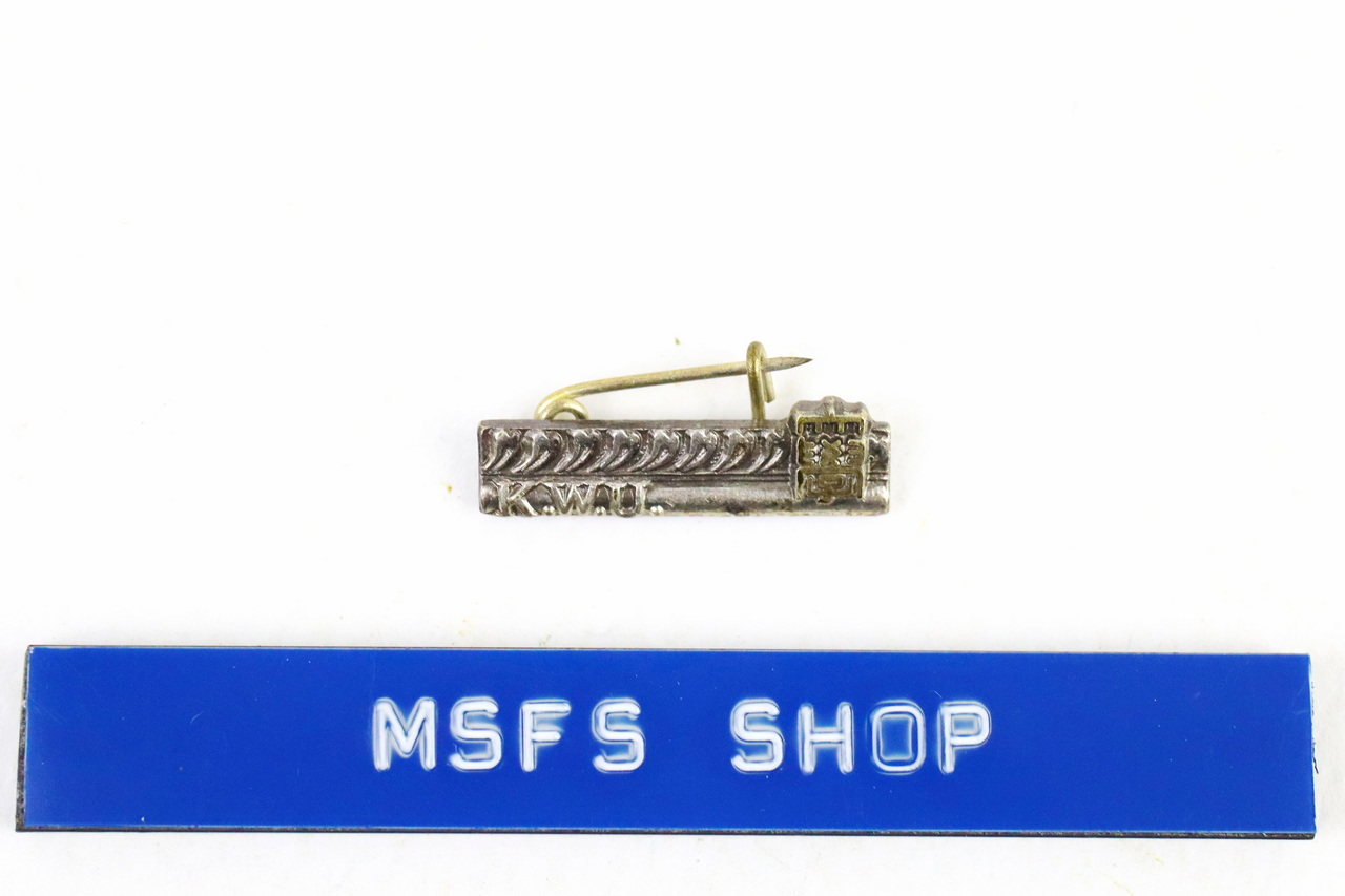 [มือสอง] เข็มกลัดโลหะ Vintage Enamel Pin จากญี่ปุ่น ขนาดเล็ก แบบที่ 14 - โกดังญี่ปุ่น