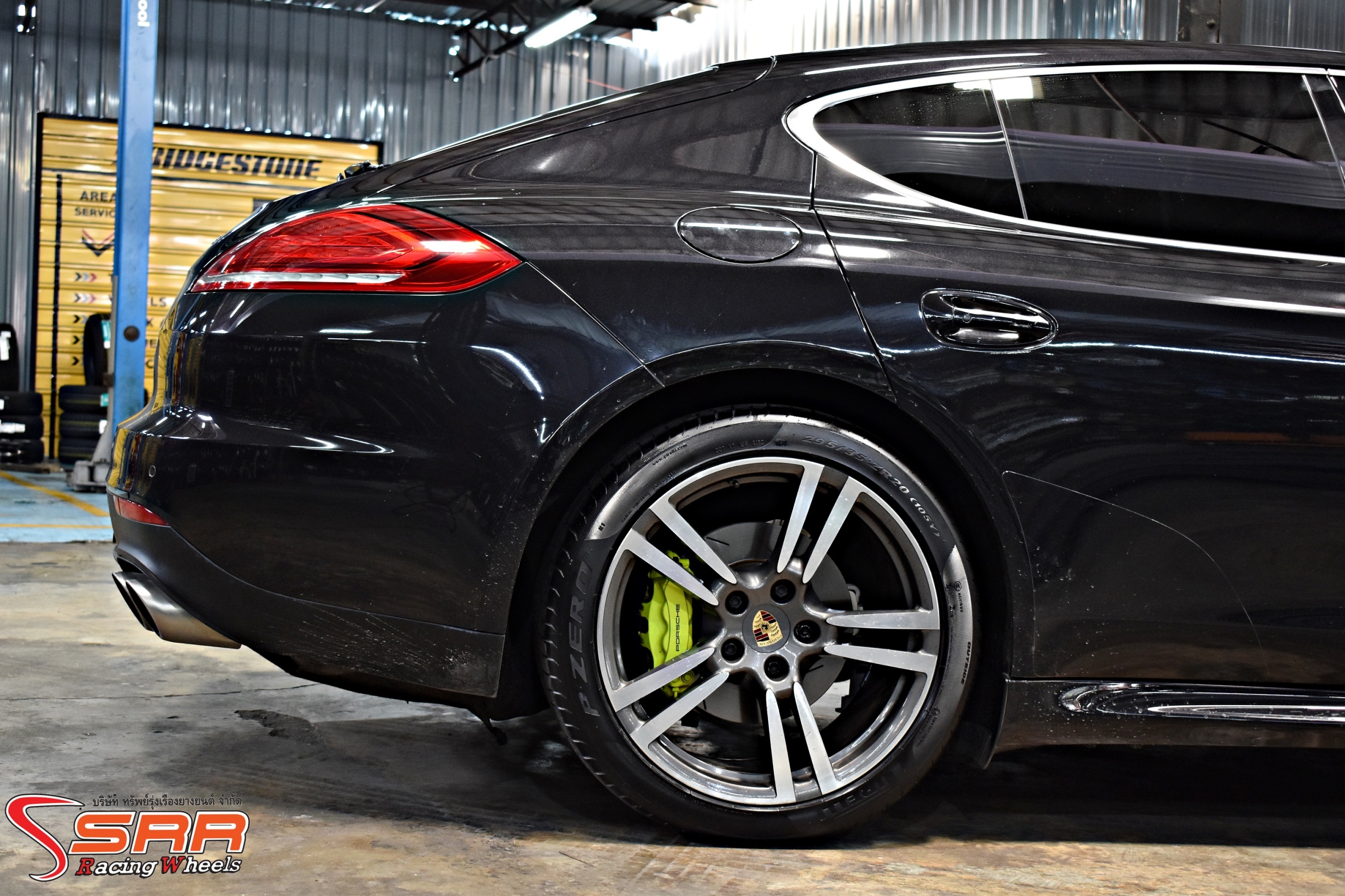 PIRELLI PZERO 255/40-20 ปี19 ราคาพิเศษ