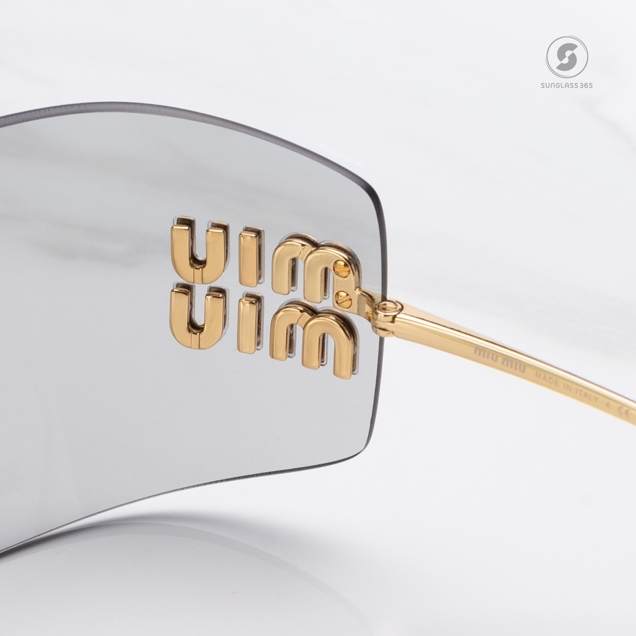 แว่นกันแดด Miu Miu MU54YS 5AK30B