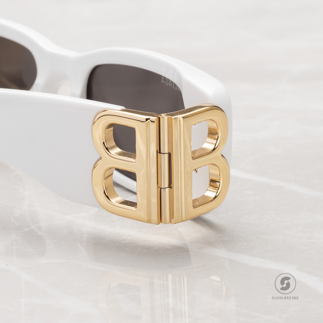 แว่นกันแดด Balenciaga Dynasty Rectangle BB0096S 011