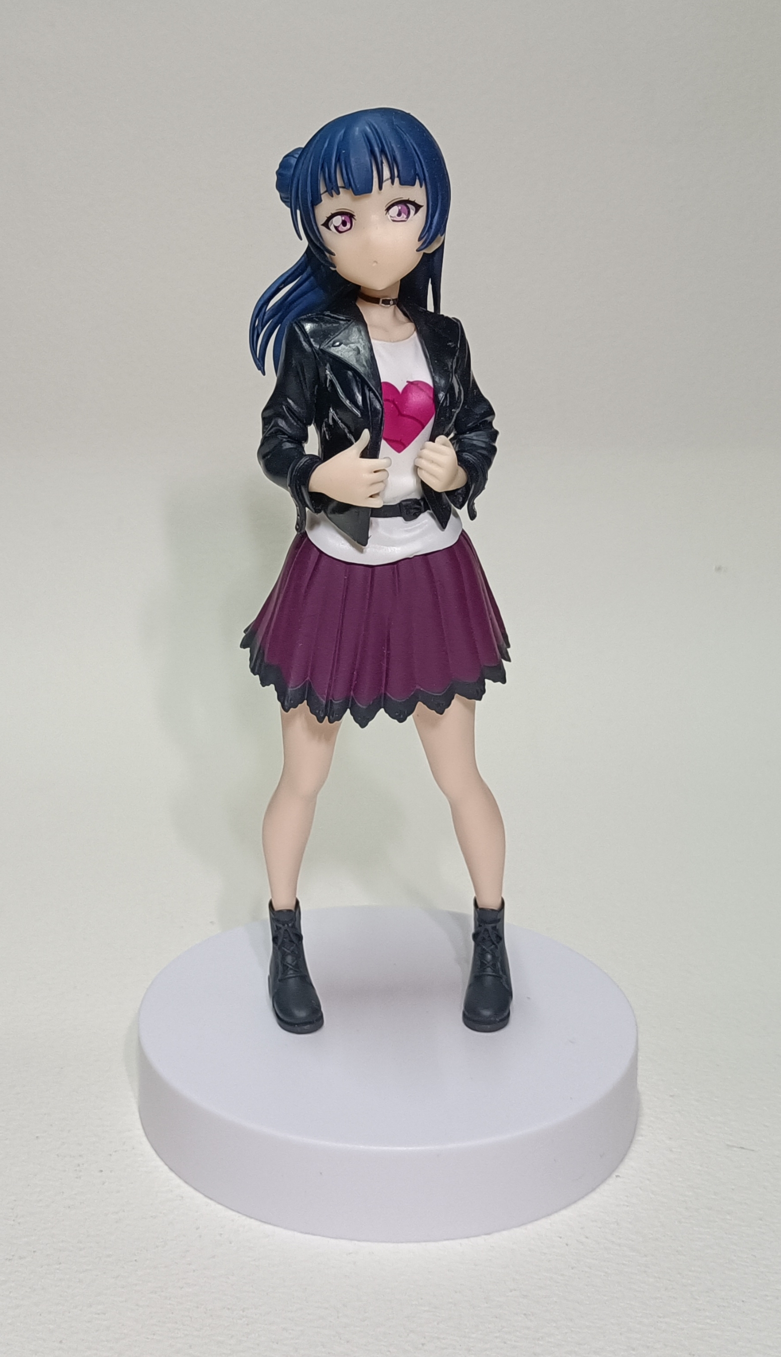 โมเดลฟิกเกอร์ Love Live Sunshine Tsushima Yoshiko มือ2 สภาพดี มีตำหนิรอยบ้างบางจุด สูงประมาณ 19 ซม. งานแท้เจแปน