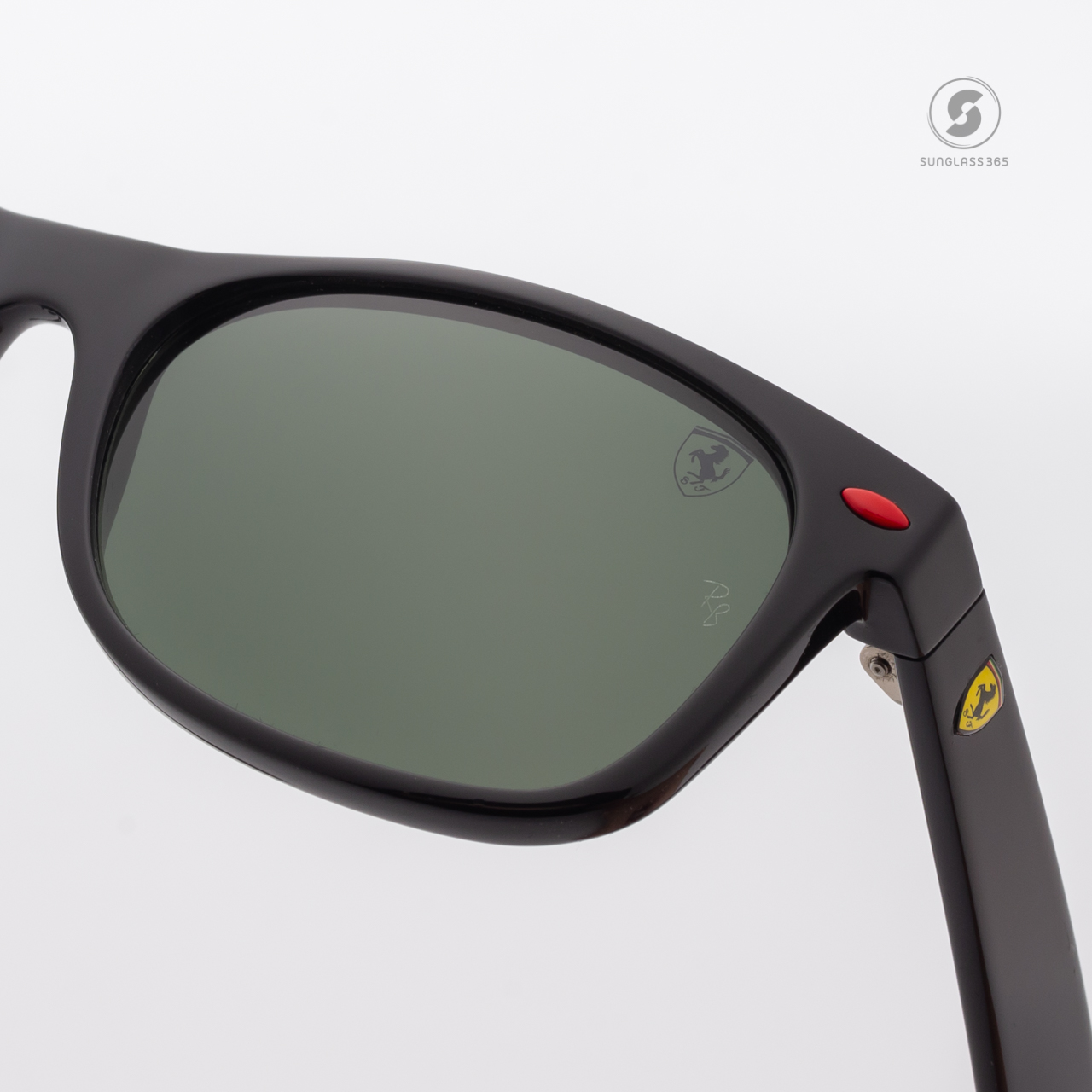 Ray-Ban RB2132M F60131 Ferrari Collection Green