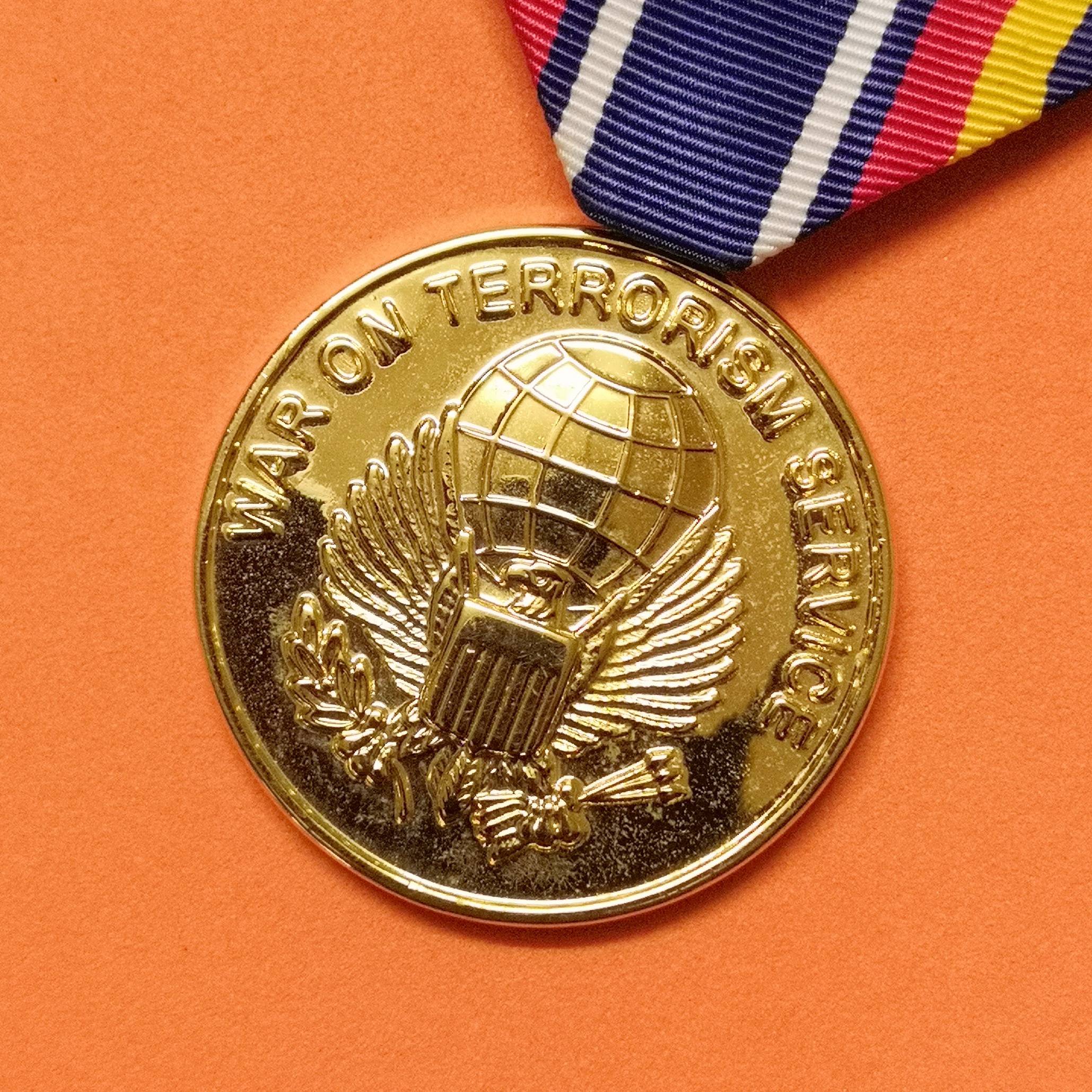 เหรียญแพรแถบ War on Terrorism Service Medal สงครามต่อต้านการก่อการร้ายระดับโลก ขนาดเหรียญ 3.2 เซน