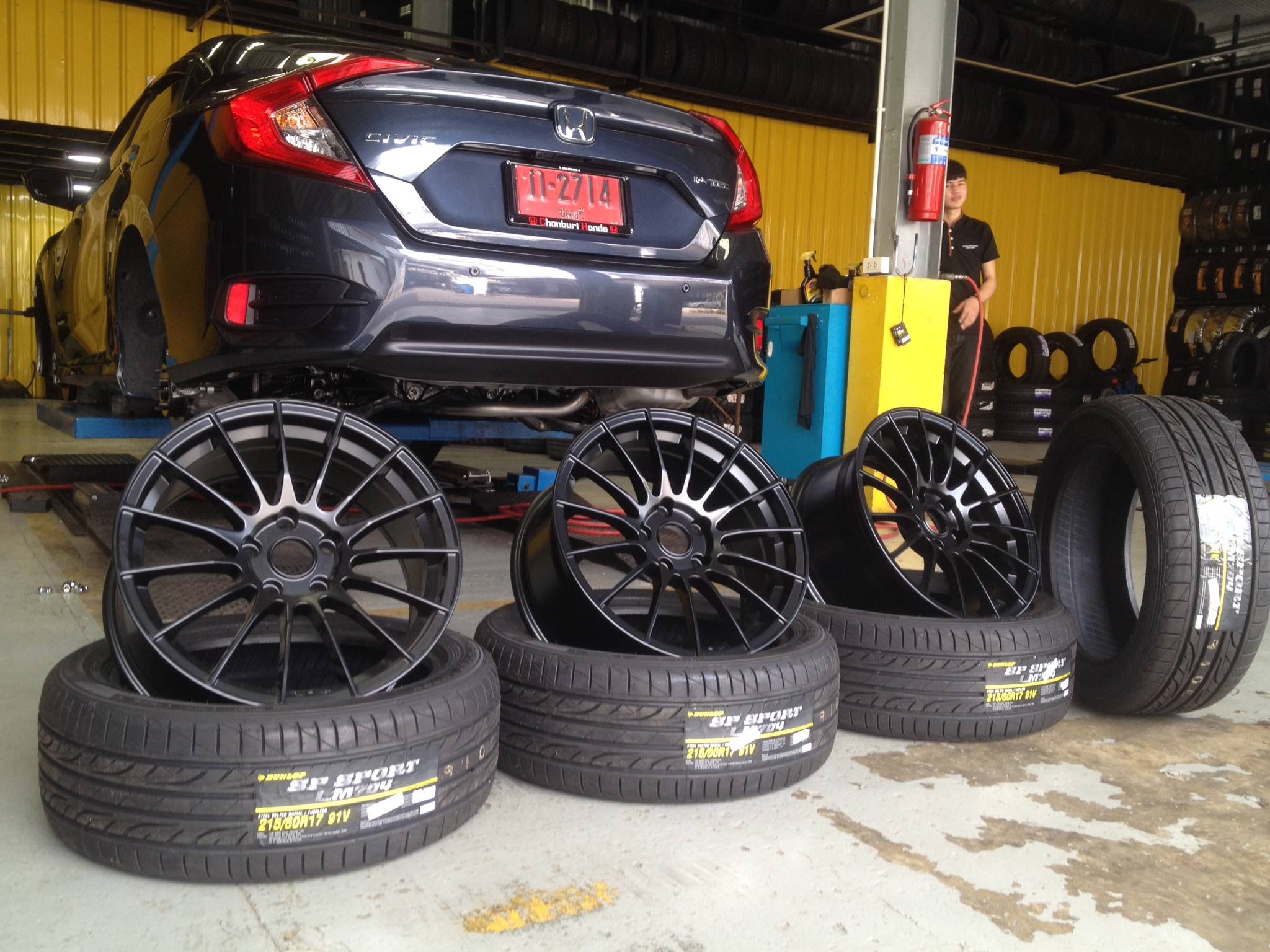 ล้อใหม่ ENKEI RS05RR ขอบ17 ราคาพิเศษ ลดสุดๆ