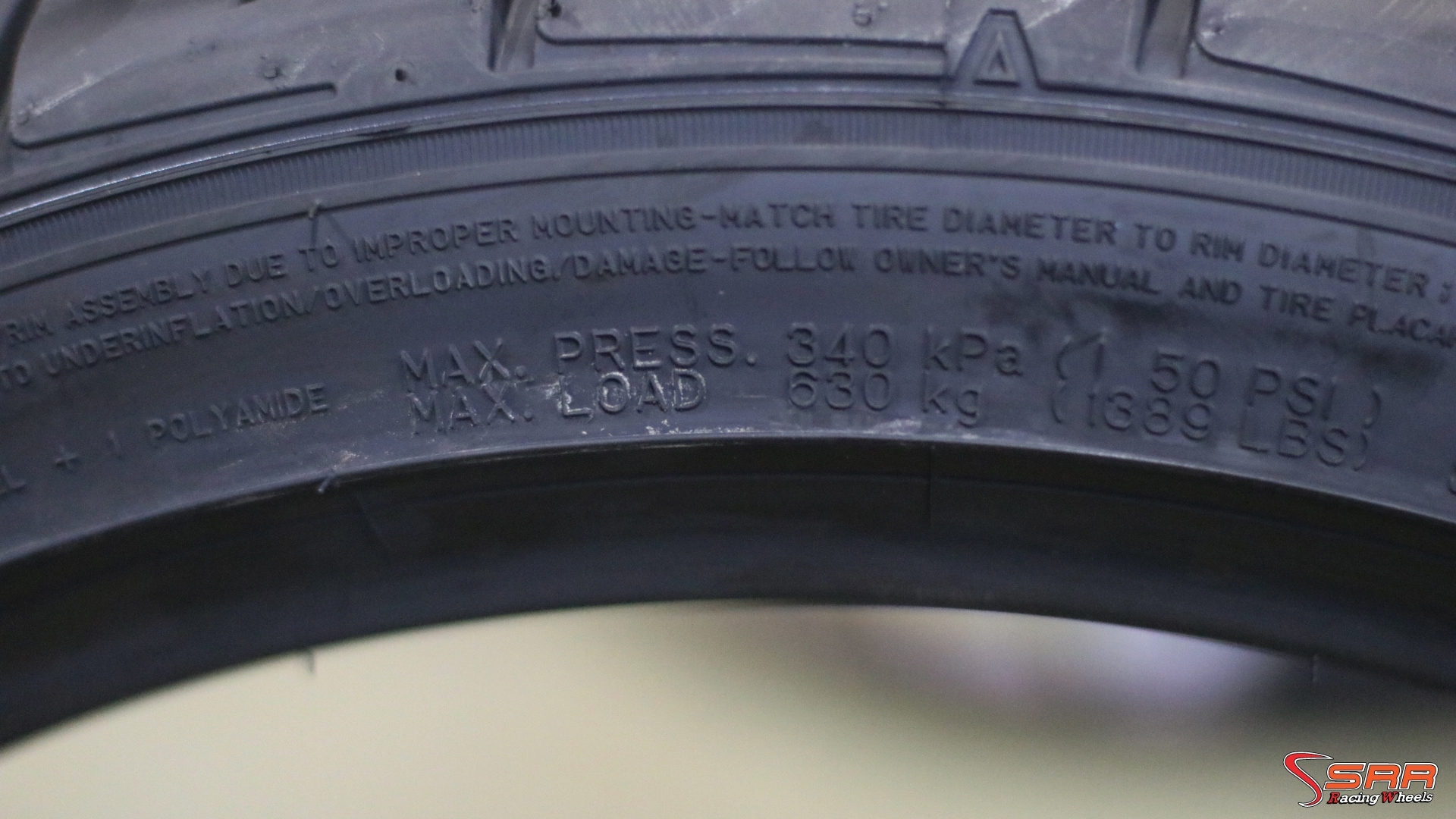 DUNLOP DZ102 225/40-18 ปี19 ราคาถูก