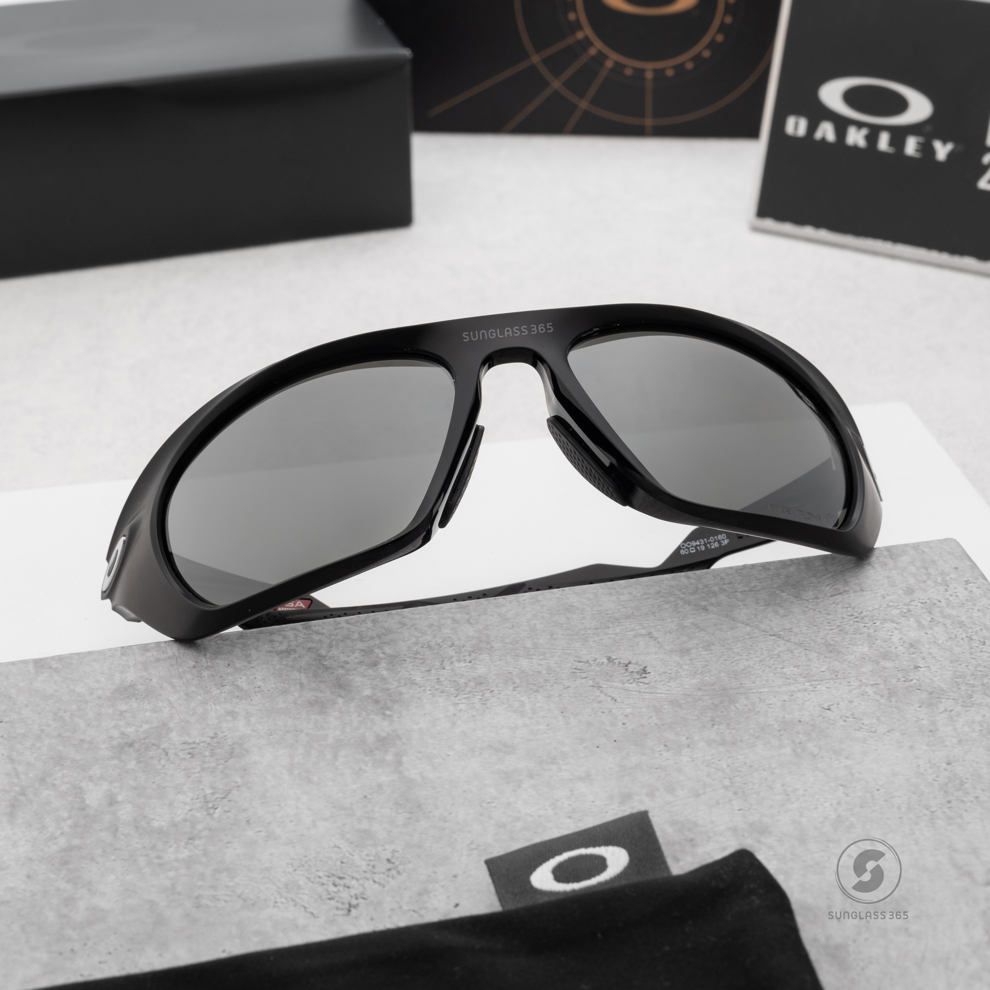 OAKLEY Lateralis OO9431-01 Matte Black Prizm Black Polarized