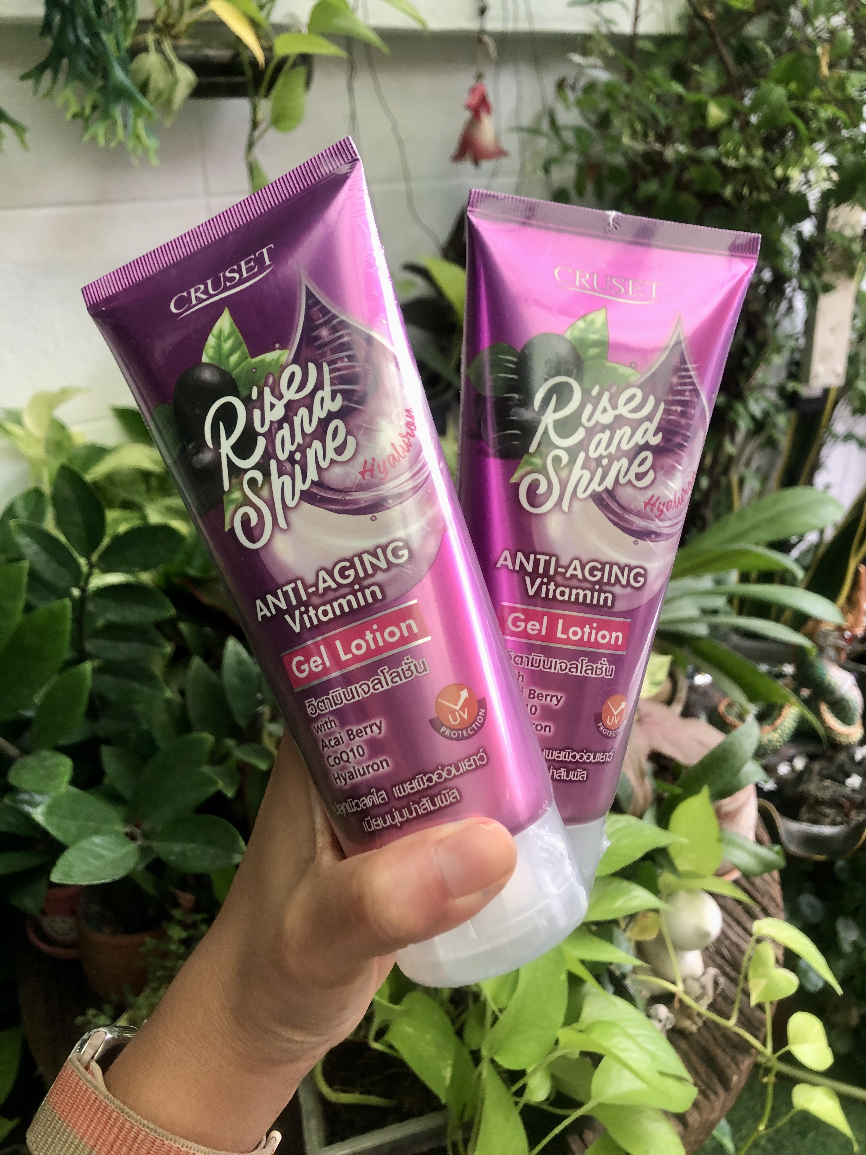 ไรซ์ แอนด์ ชายน์ แอนตี้-เอจจิ้ง วิตามิน เจล โลชั่น 200ML. 1แถม1