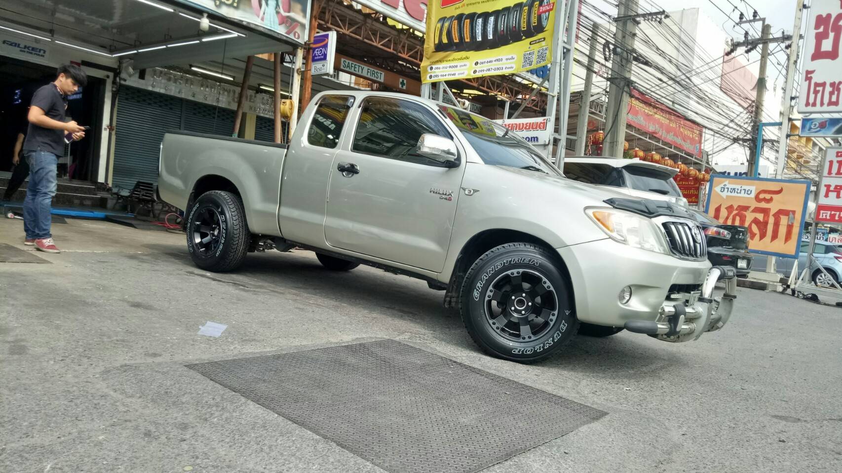 PARODI ROAR ขอบ16 5รู114.3 ใส่ วีโก้