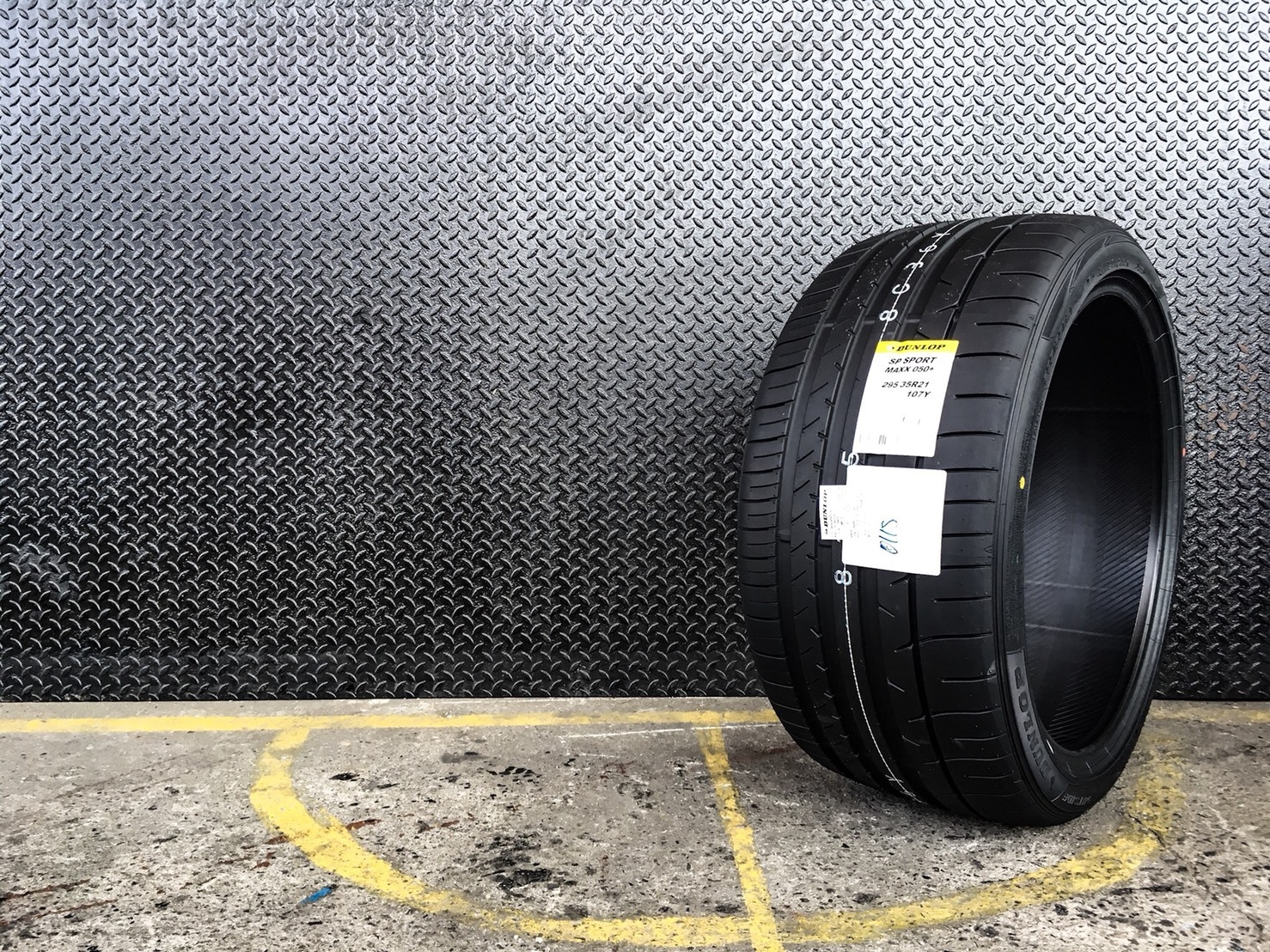 #แนะนำยางใหม่ #คุณภาพดีเยี่ยม #ราคาสุดคุ้ม #DUNLOP_SP_SPORT_MAXX050+ 295/35R21 ปี18