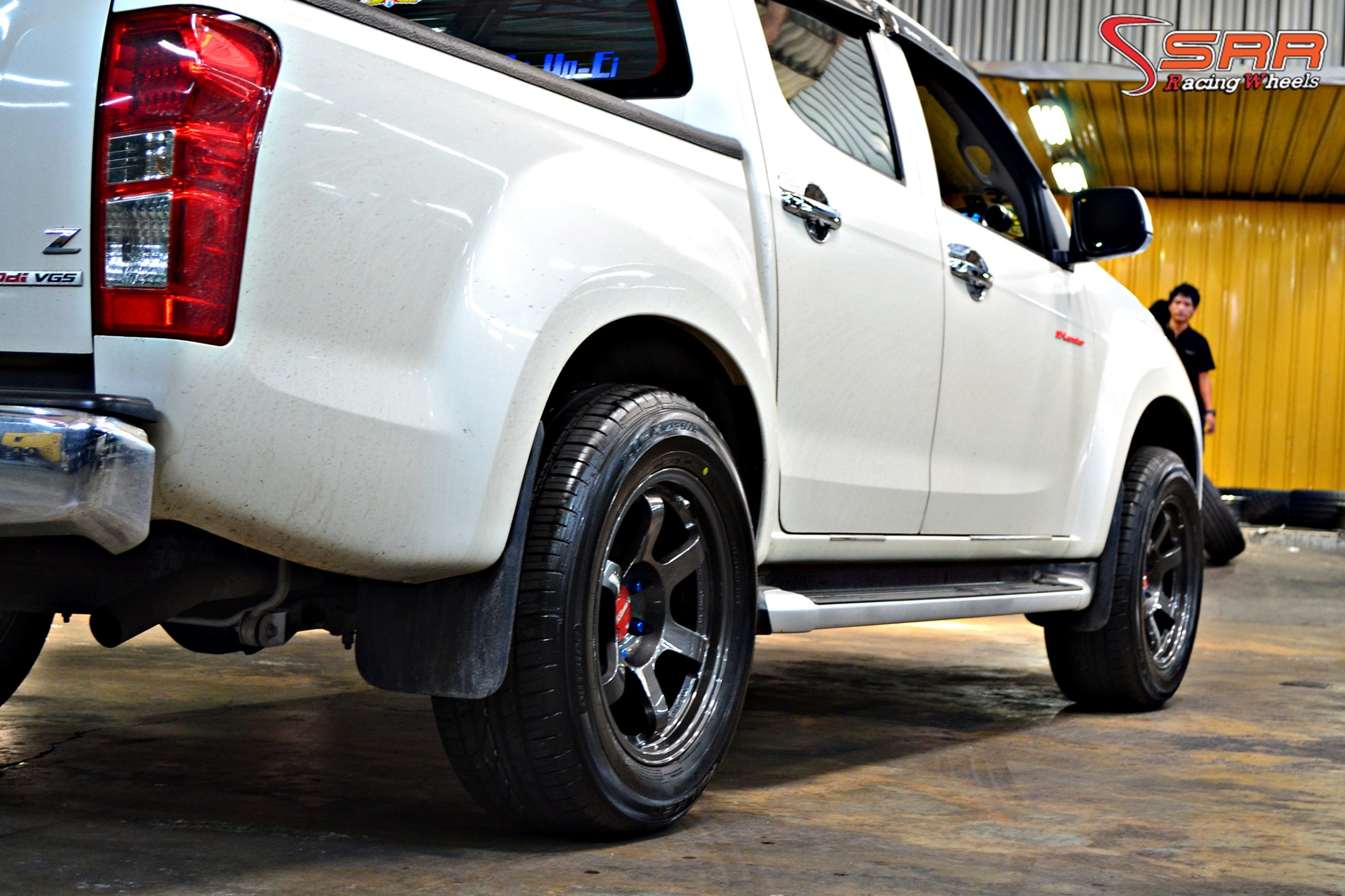 ล้อแท้ AOW10 AUTO OPTION TE37SUV FLOWFORMING