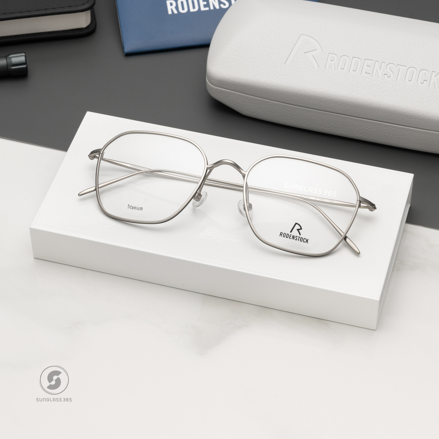 แว่นสายตา RODENSTOCK R7121 D