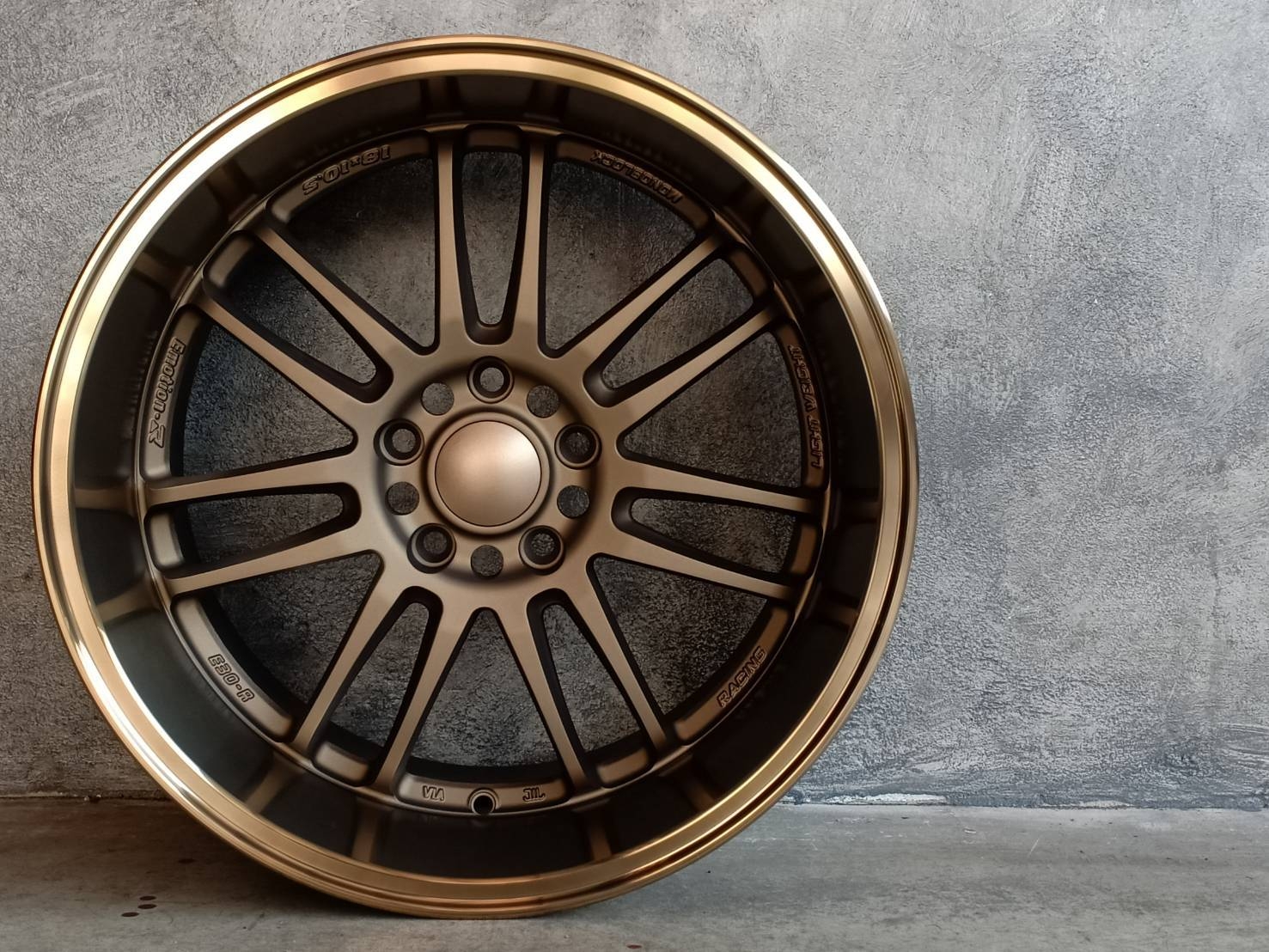 ล้อแม็ก ZRE 18X9.5 / 10.5 5X114.3 ET+15 BZ