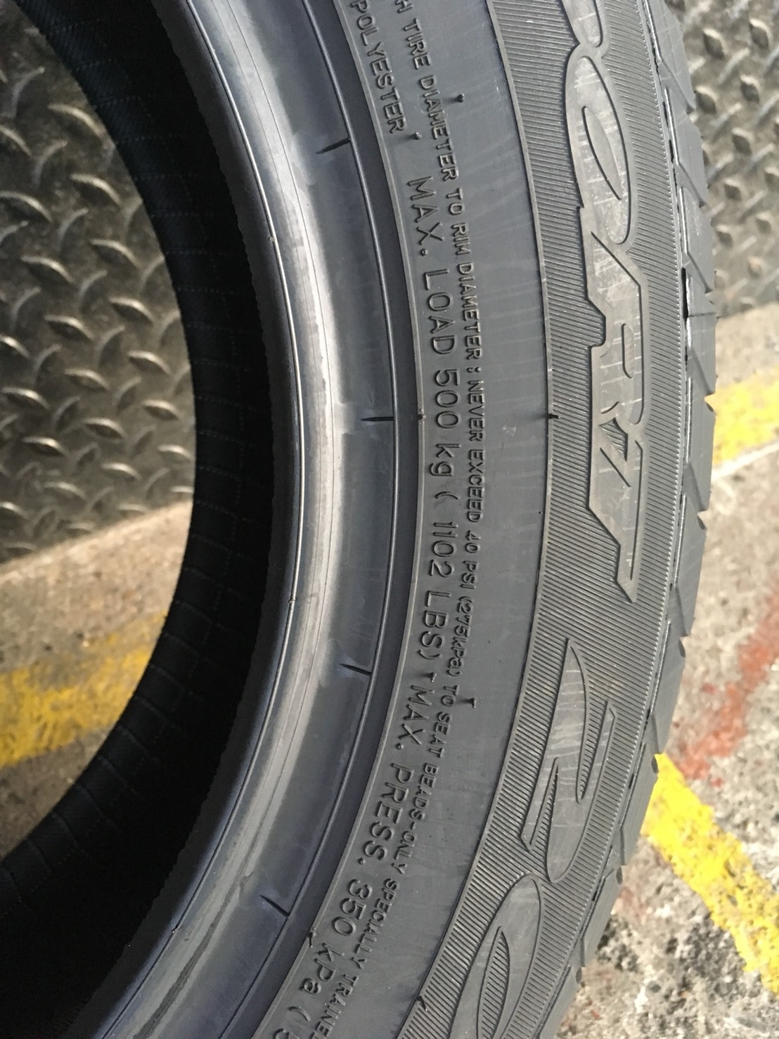 DUNLOP SP2030 185-60-15 เส้น 3500 ซื้อ2แถม2 ใส่ วีออส