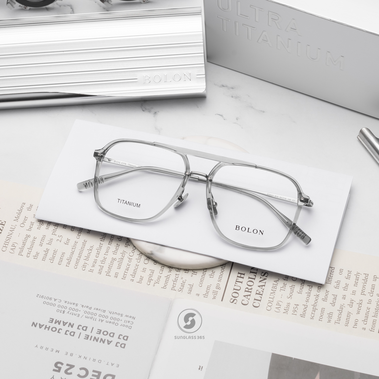 แว่นสายตา BOLON รุ่น BT6021 B16 Transparent Grey / Silver