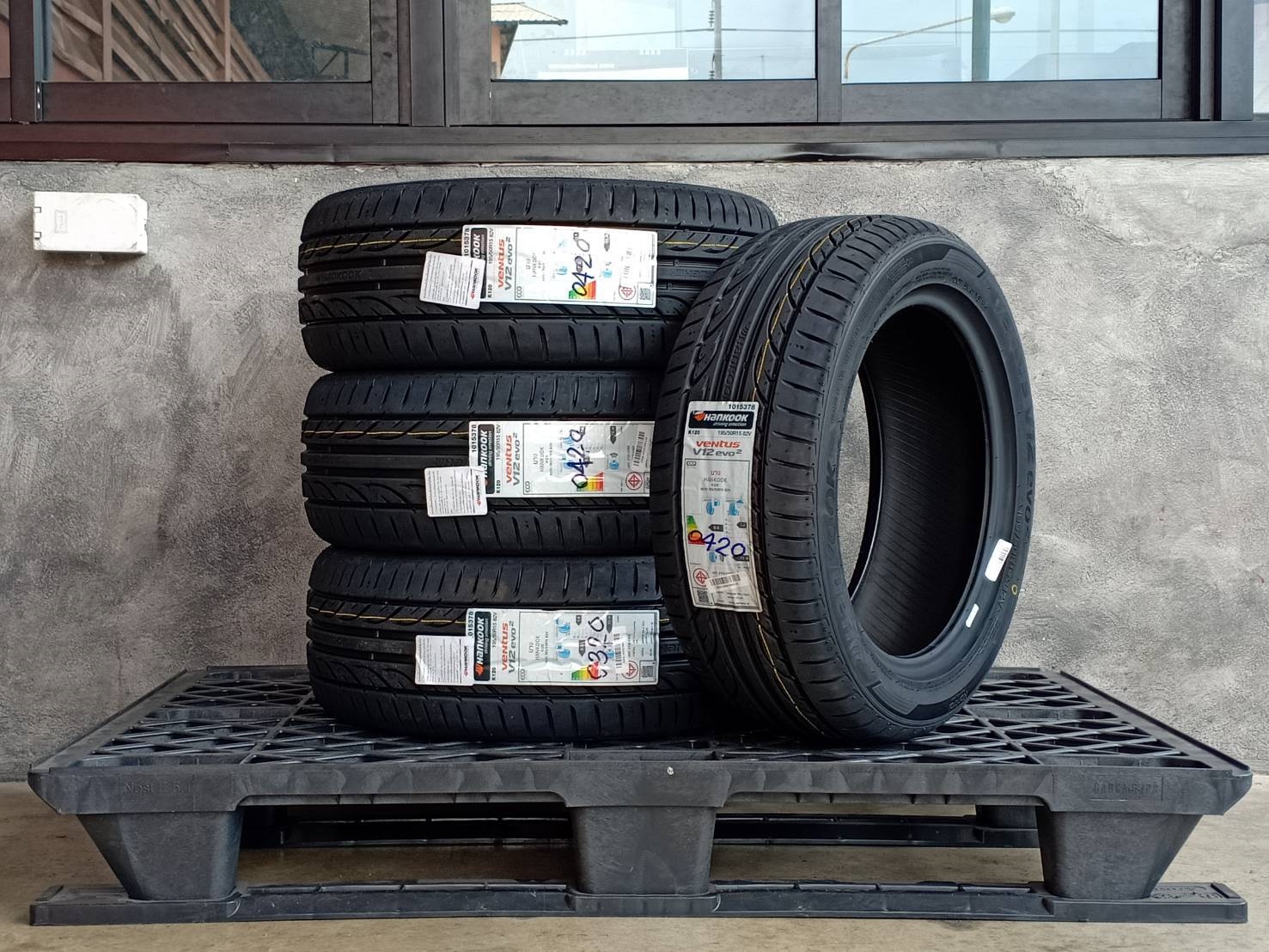 HANKOOK 195/50R15 VENTUS V12 EVO2 82V MADE IN KOREA