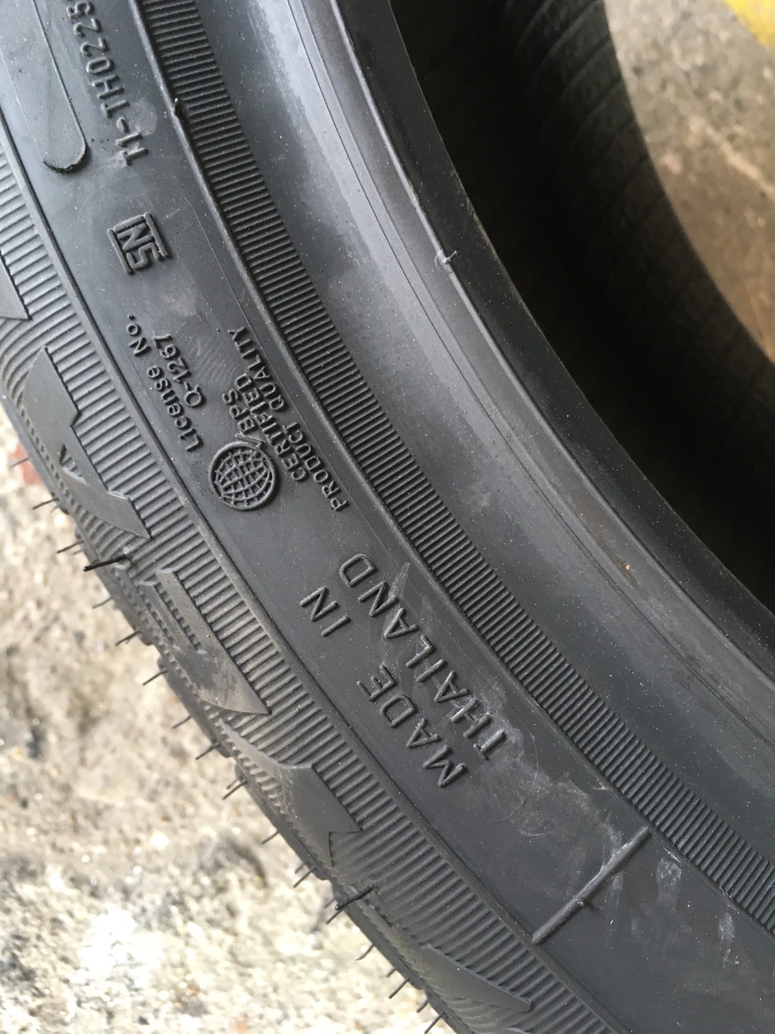 GOODYEAR EXCELLENCE 185-55-16 เส้น 2750 ปี18