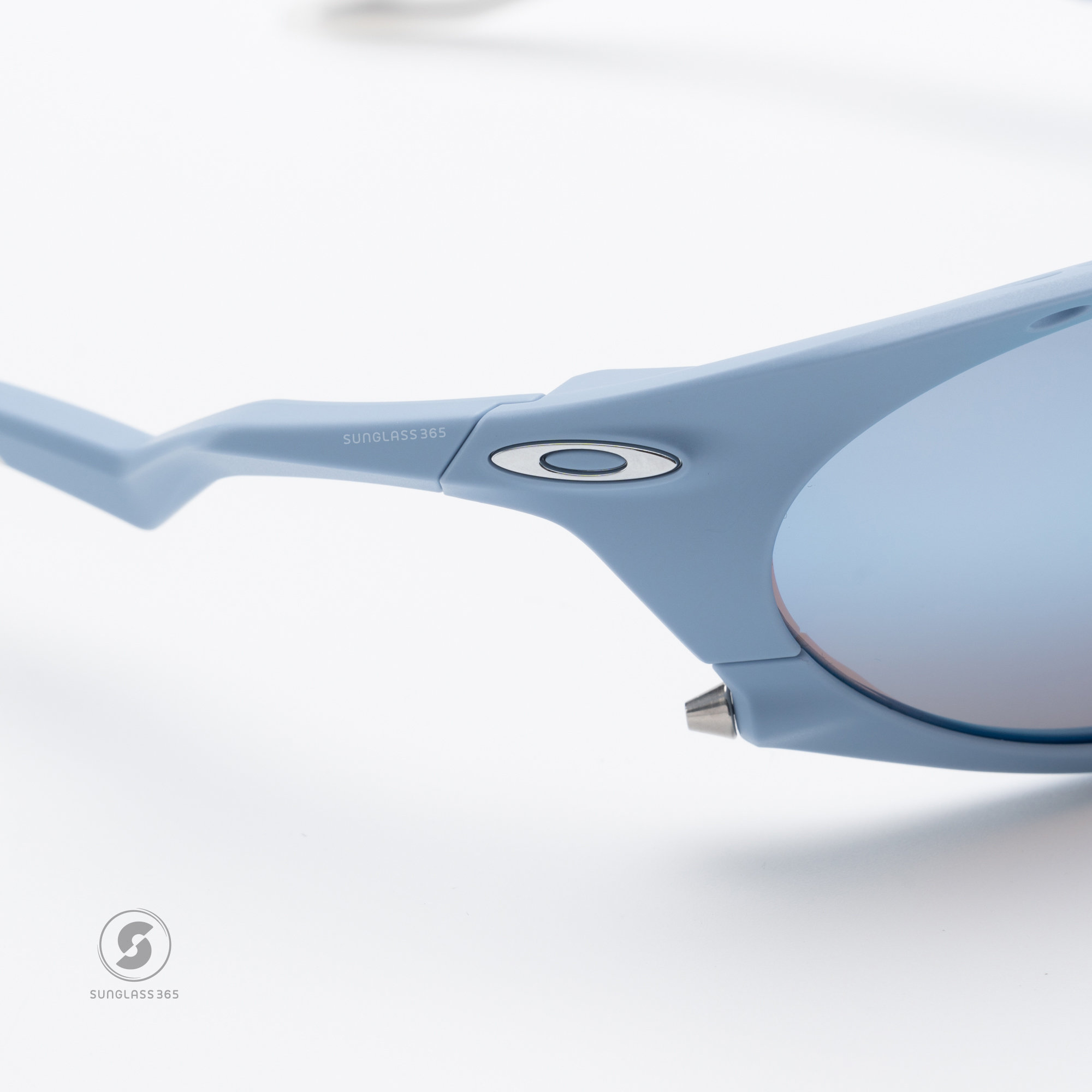 OAKLEY Plantaris OO9437-04 Matte Stonewash Prizm Deep Water Polarized