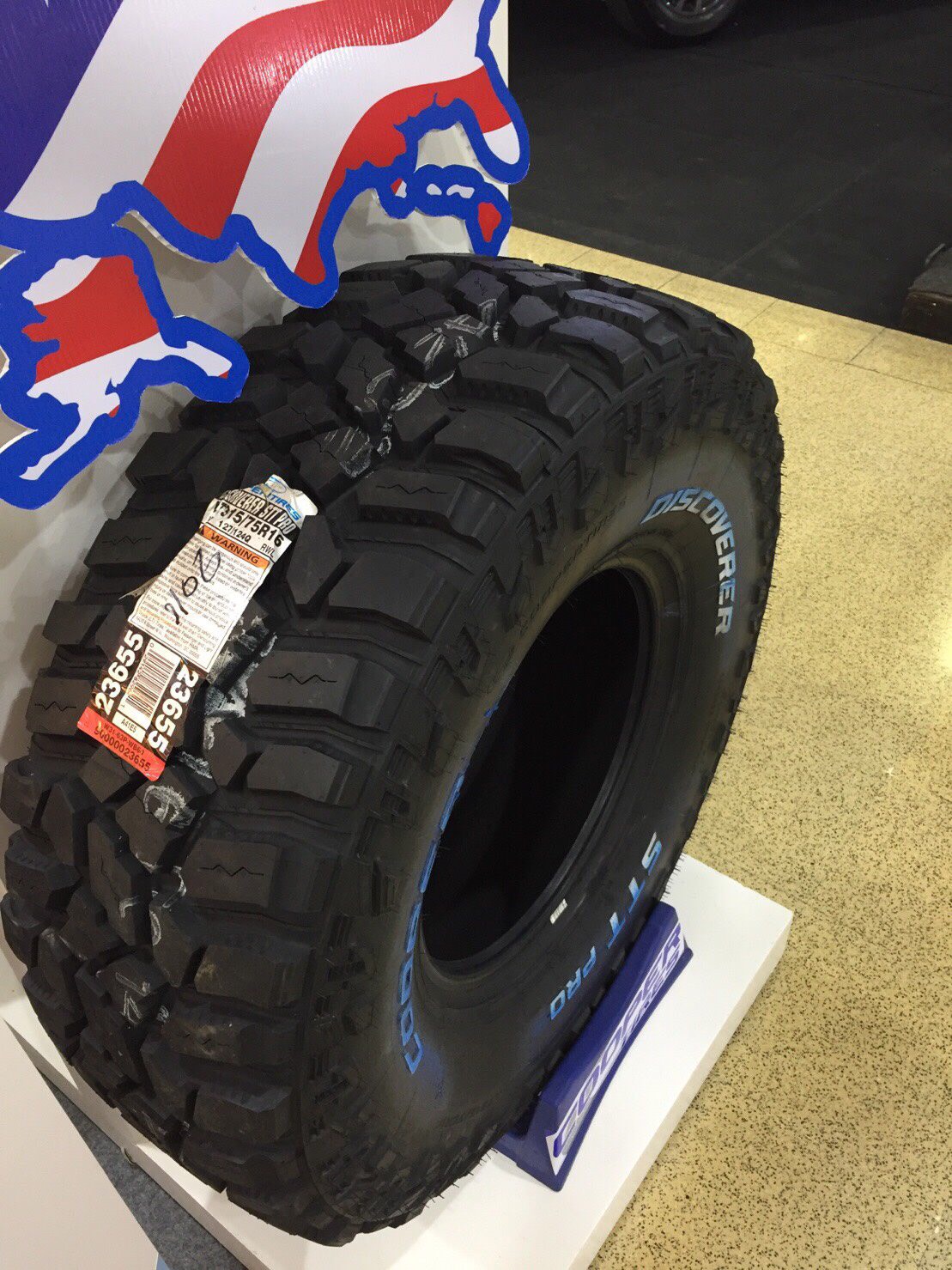 COOPER STT PRO 35X12.50R20 เส้น 12800 ปกติ 15700 ปี17