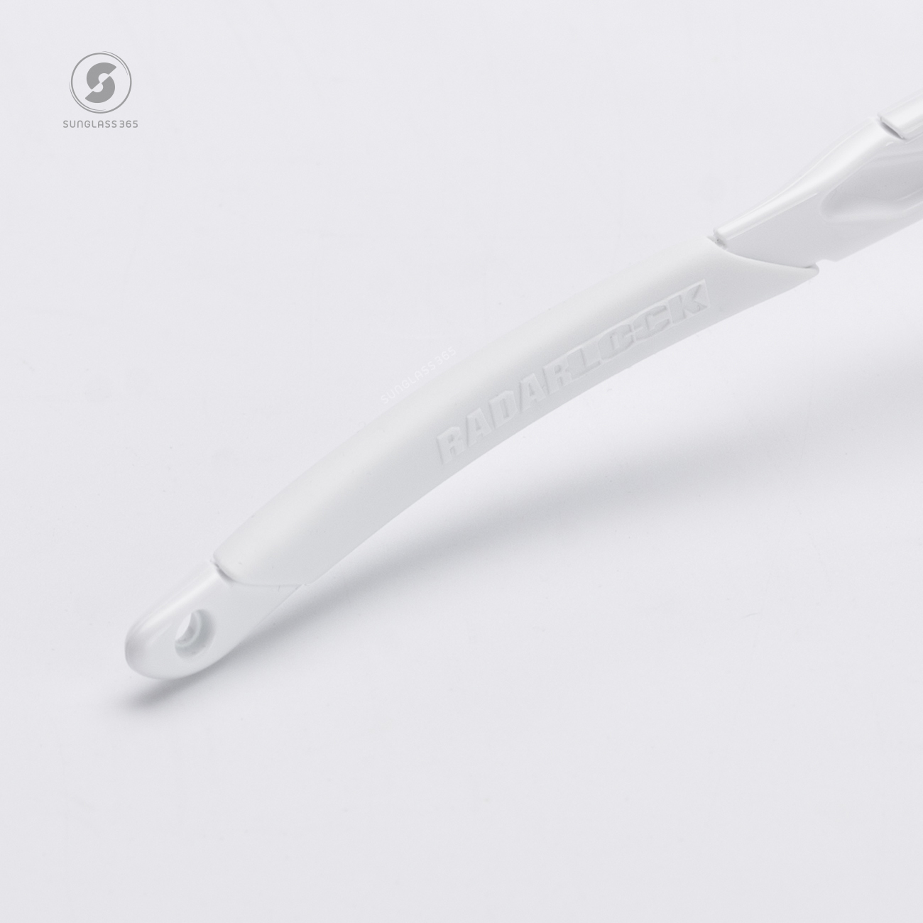 Oakley OO9206-67 RADARLOCK PATH Polished White Prizm Golf