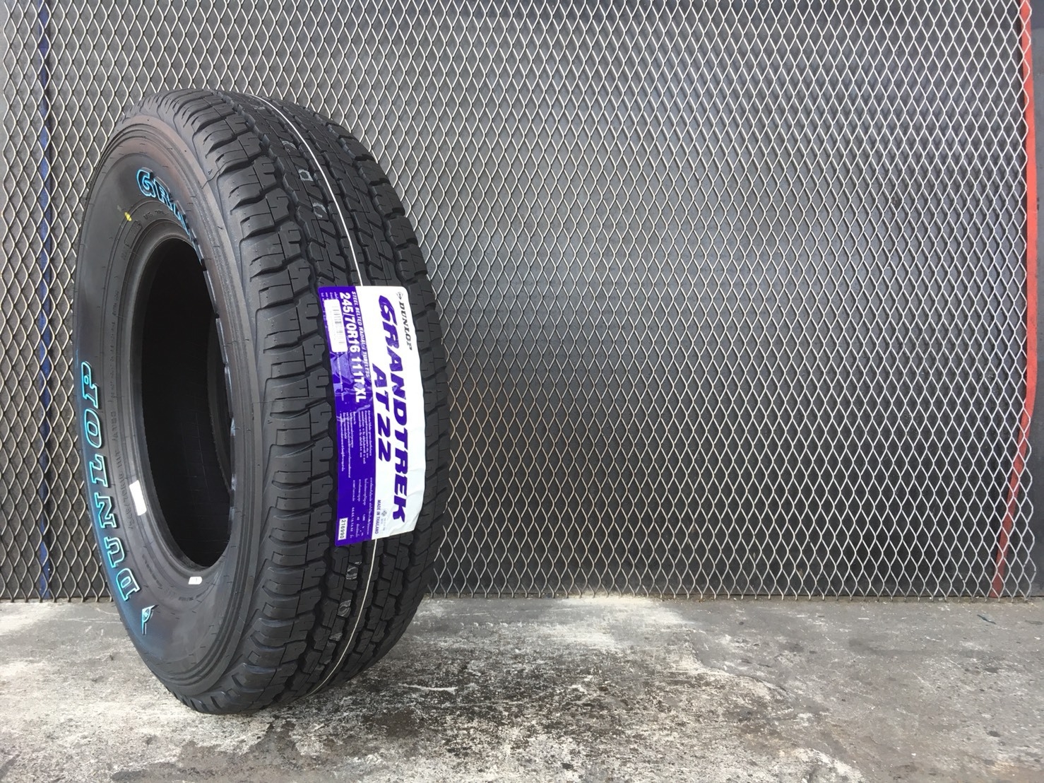 DUNLOP AT22 245/70-16 ปี19ราคาพิเศษ ยางสำหรับกะบะ ตัวสูง