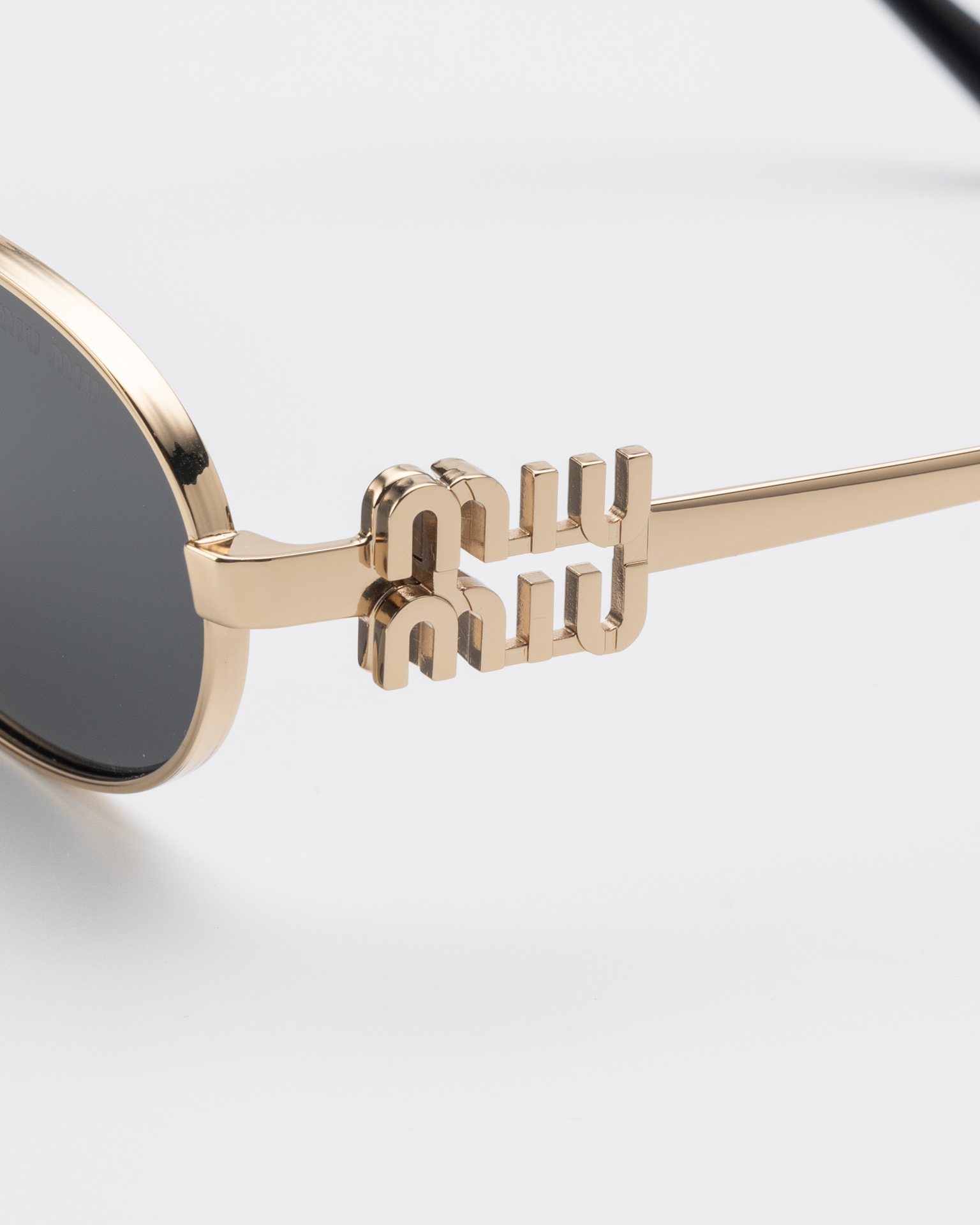 แว่นกันแดด Miu Miu MU54ZS ZVN08Z