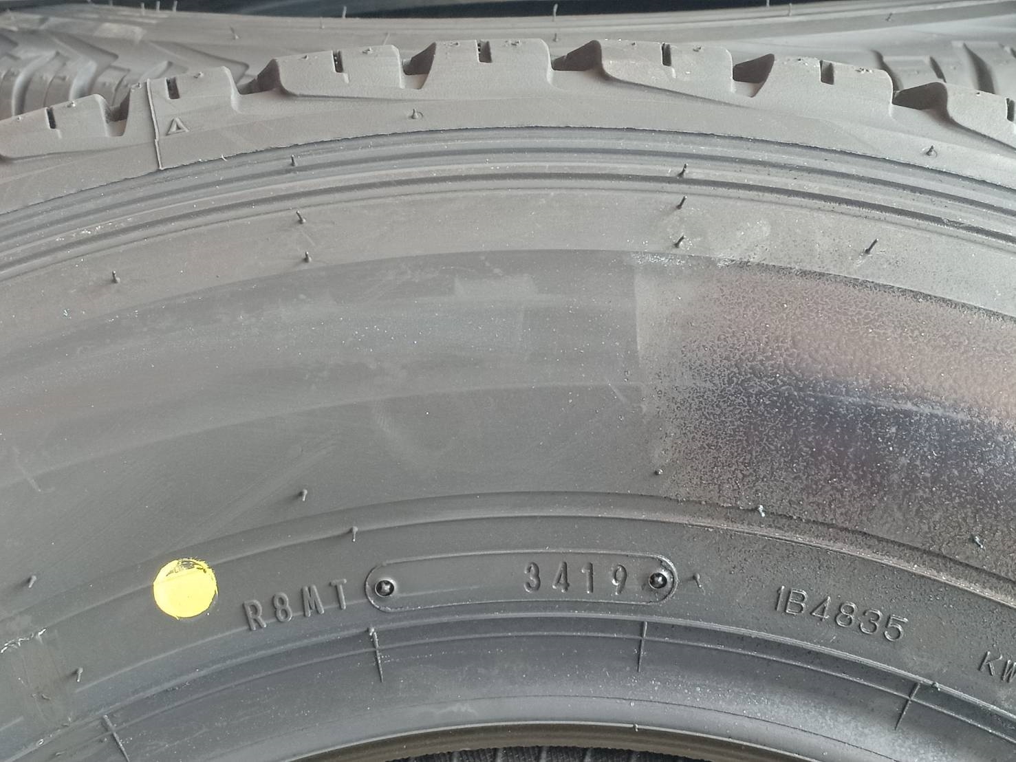 ยางเข้าใหม่ ลดราคา DUNLOP AT22 245/70R16 111T (ปี19)