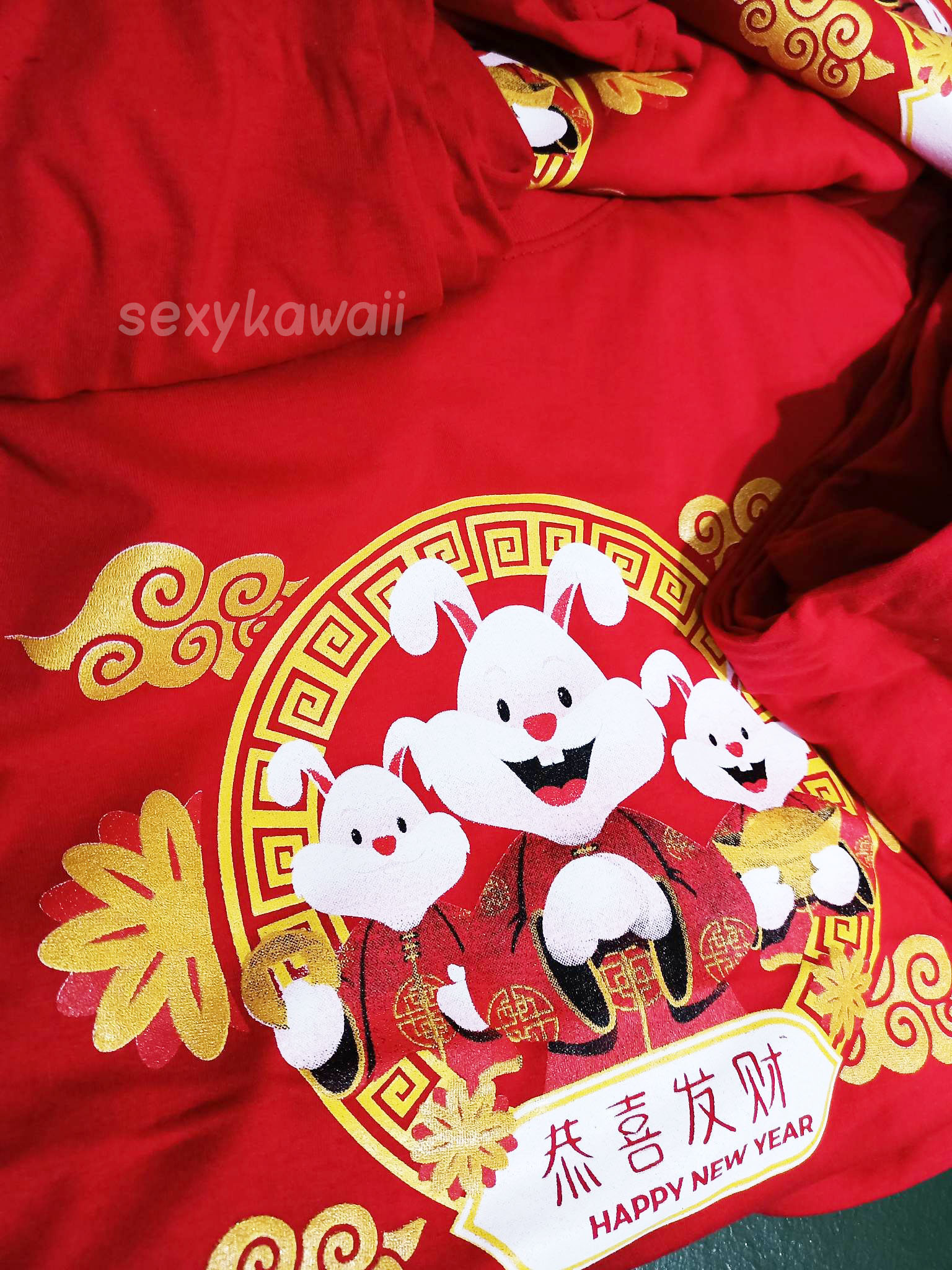 เสื้อยืดสีแดงตรุษจีน เสื้อยืดปีใหม่