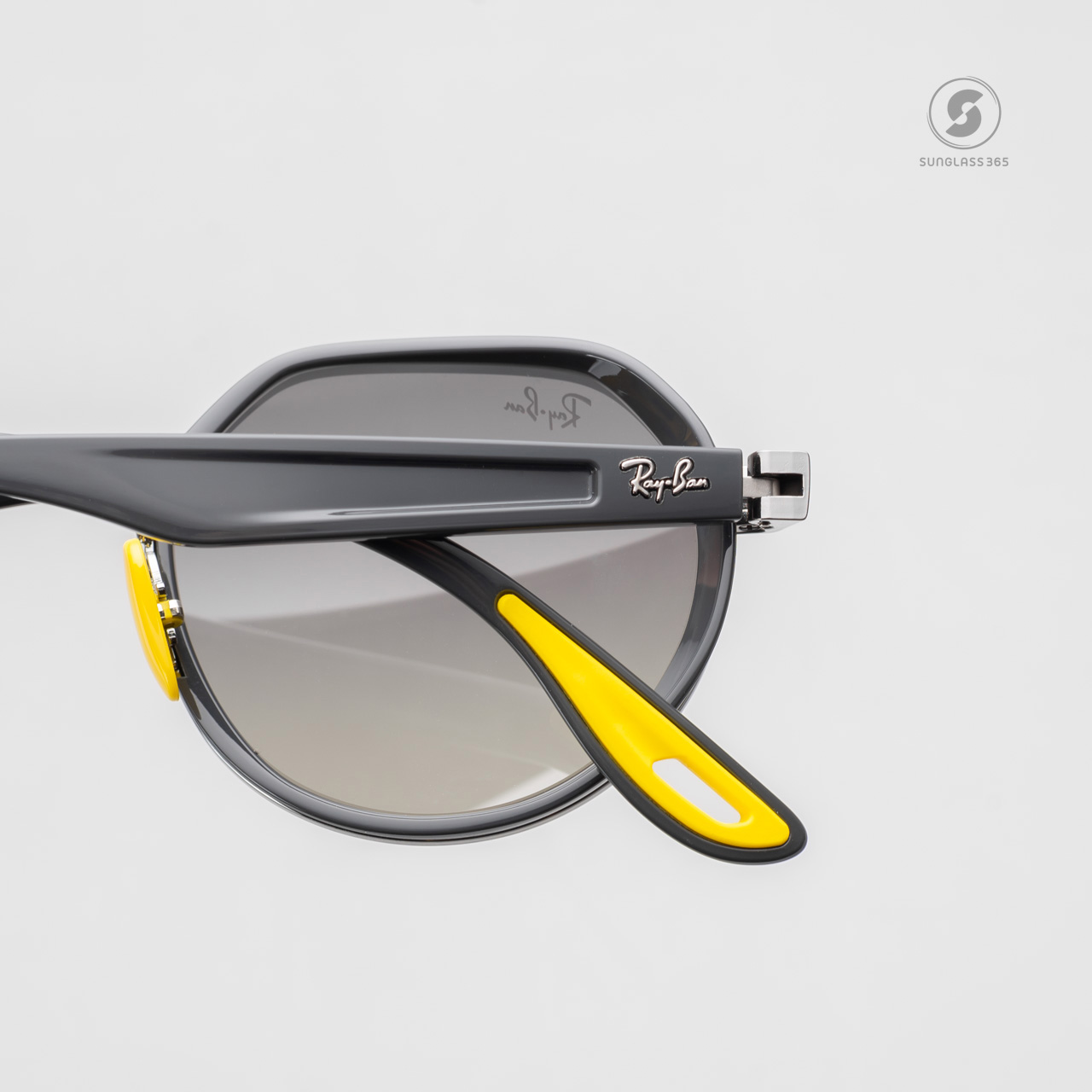 Ray-Ban RB3703M F03011 Gunemtal