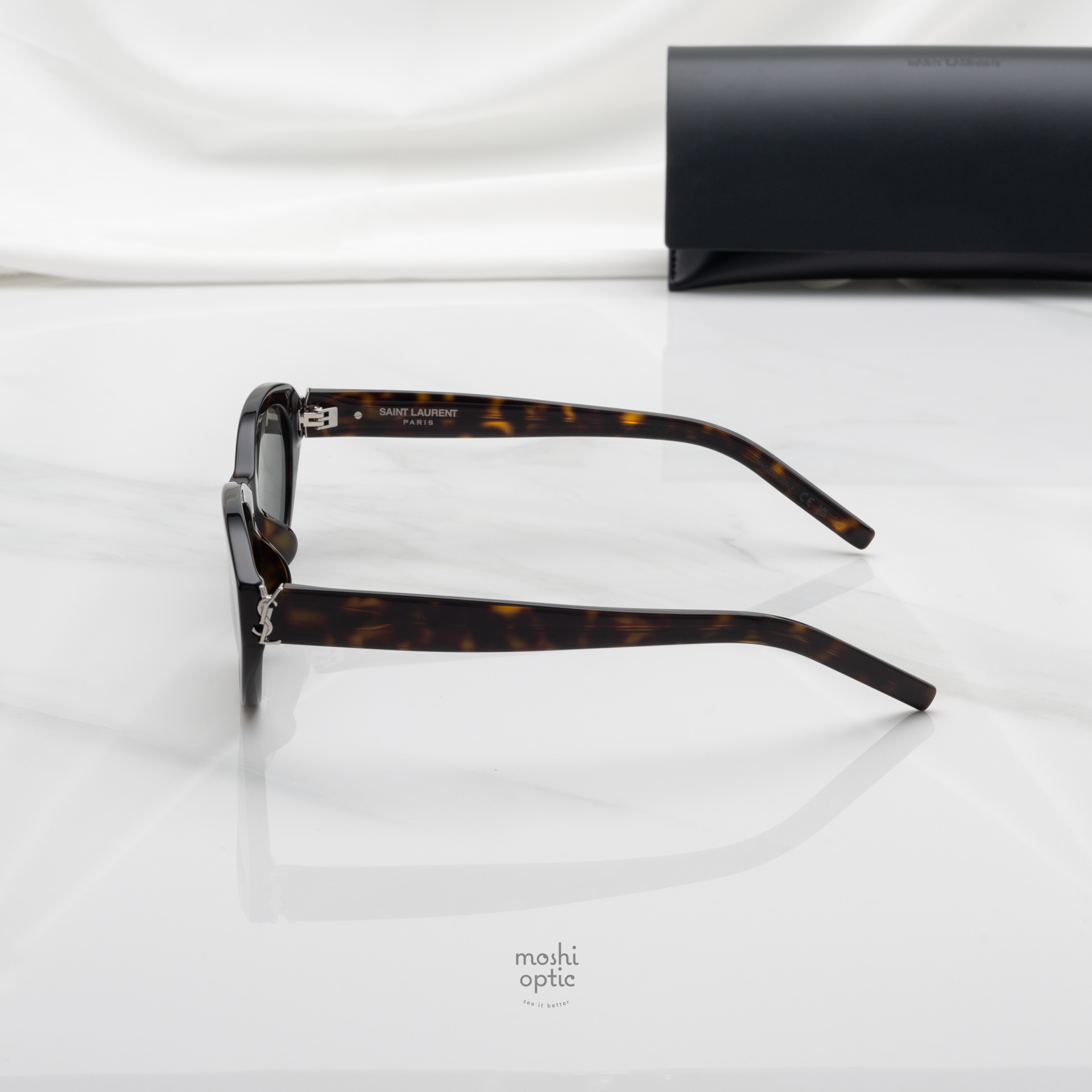 แว่นกันแดด YVES SAINT LAURENT SL148F 002