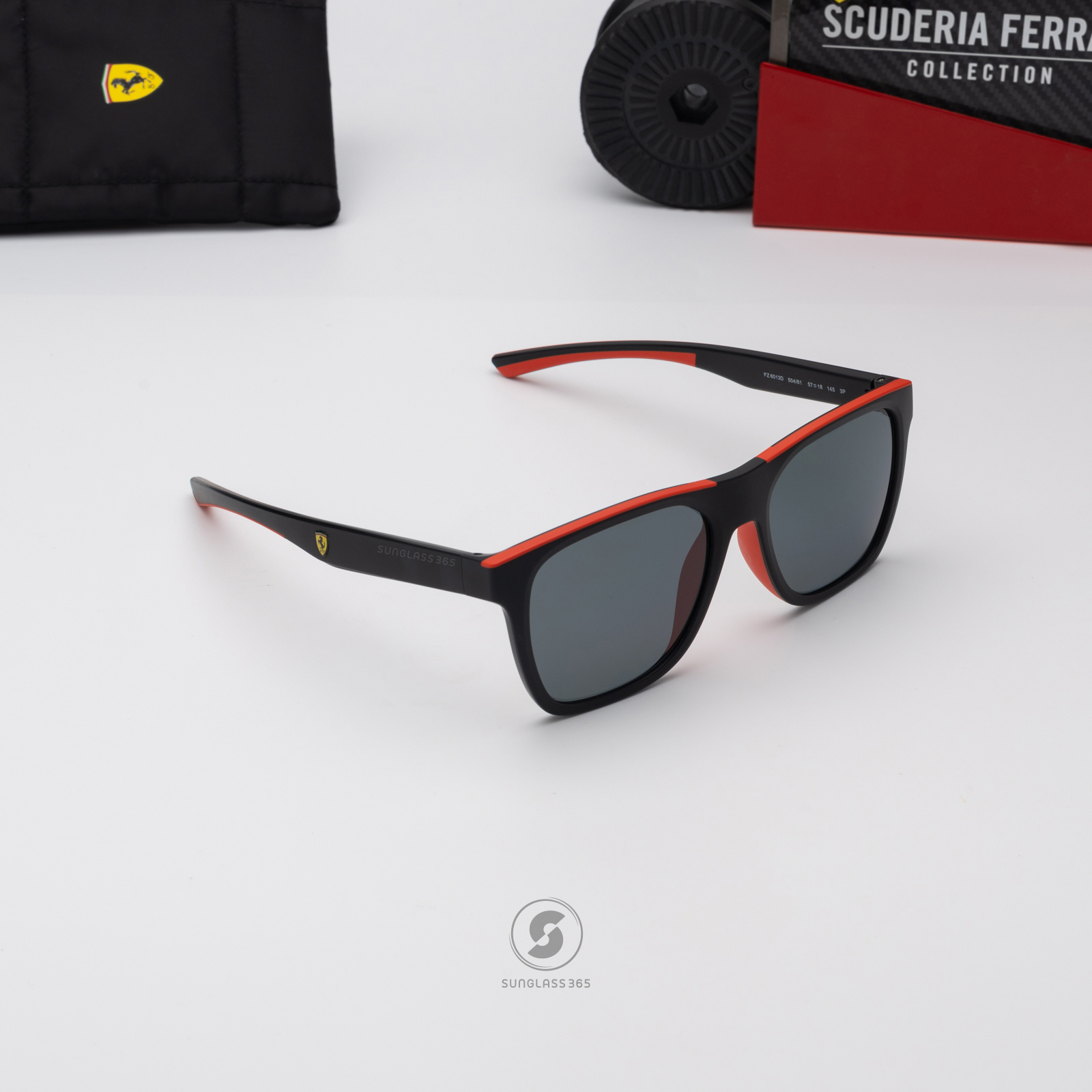 แว่นกันแดด Scuderia Ferrari FZ6013D 504/81