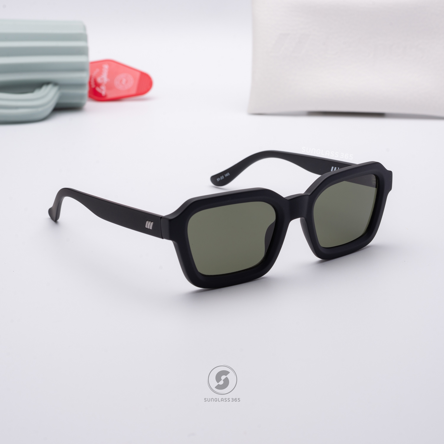 แว่นกันแดด Le Specs LSP2452377 IMPOSSIBLE Matte Black