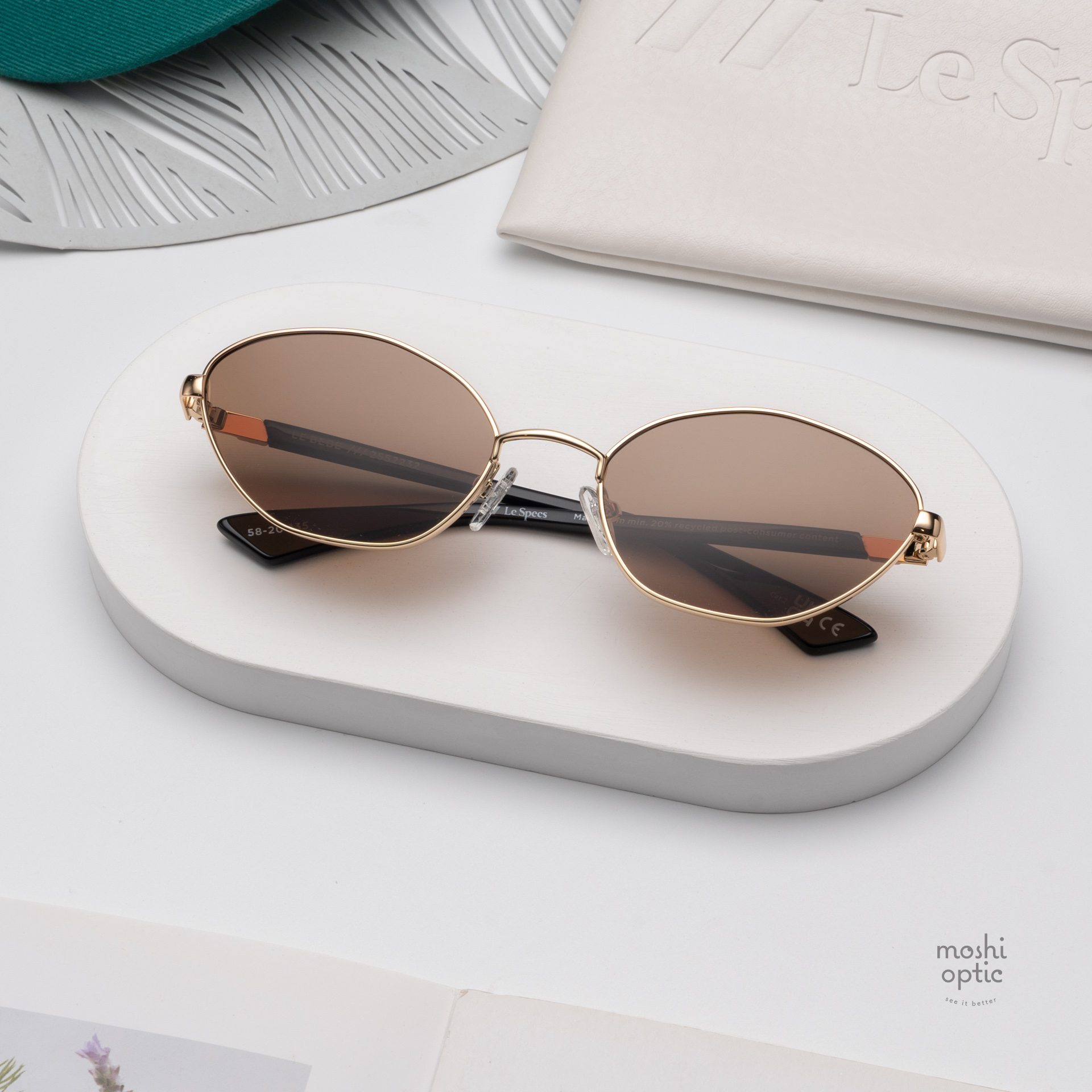 แว่นกันแดด Le Specs LSU2552231 LE BEBE Gold Crimson Tint สำเนา