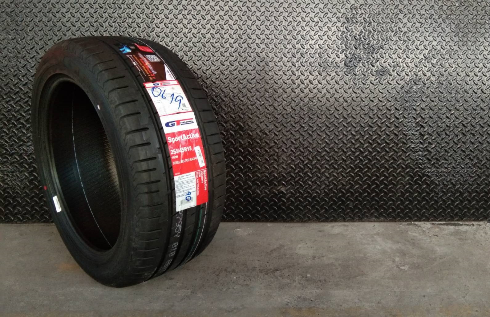 GTRADIAL SPORTACTIVE 255/45R18 ราคาส่ง