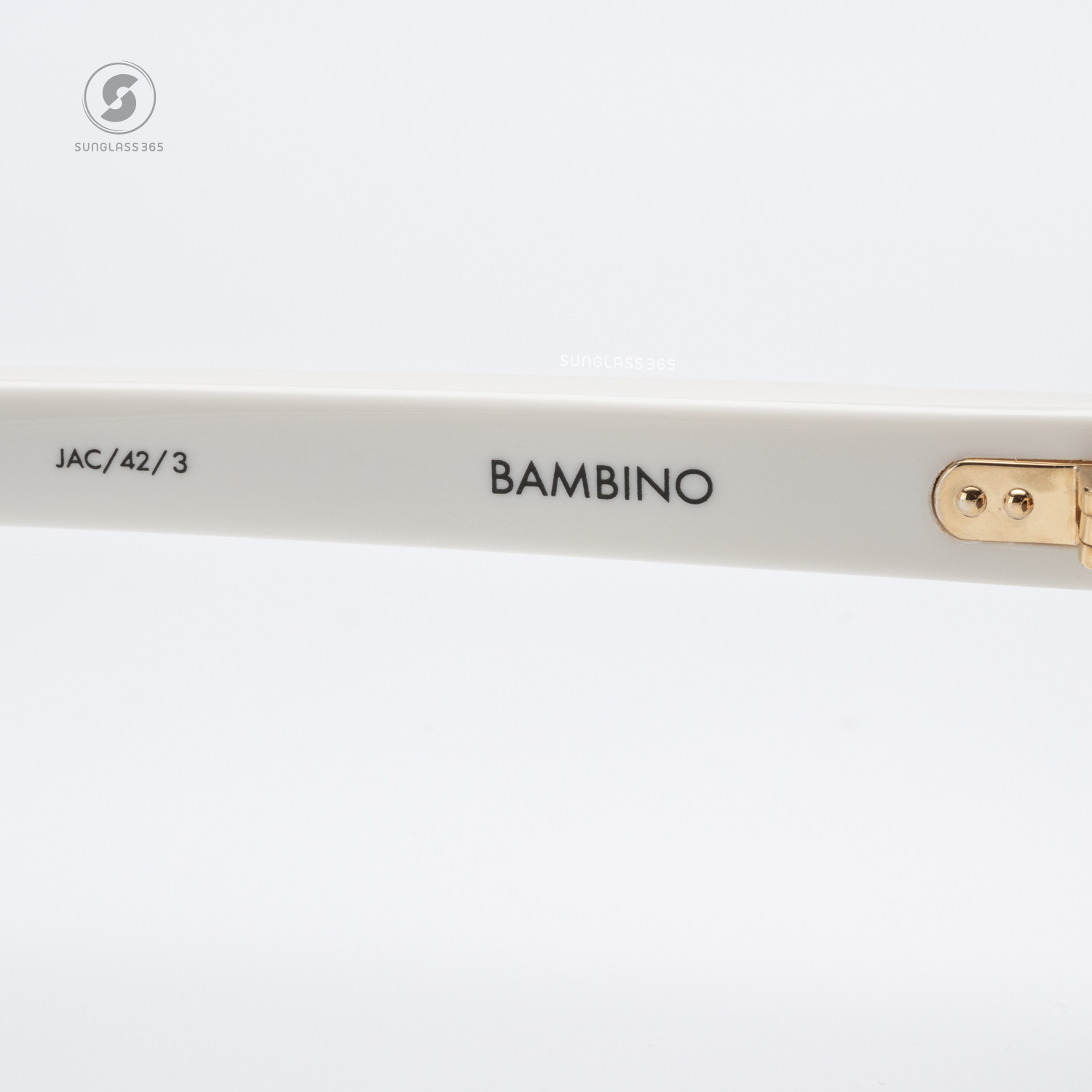 แว่นกันแดด JACQUEMUS BAMBINO JAC42 C3