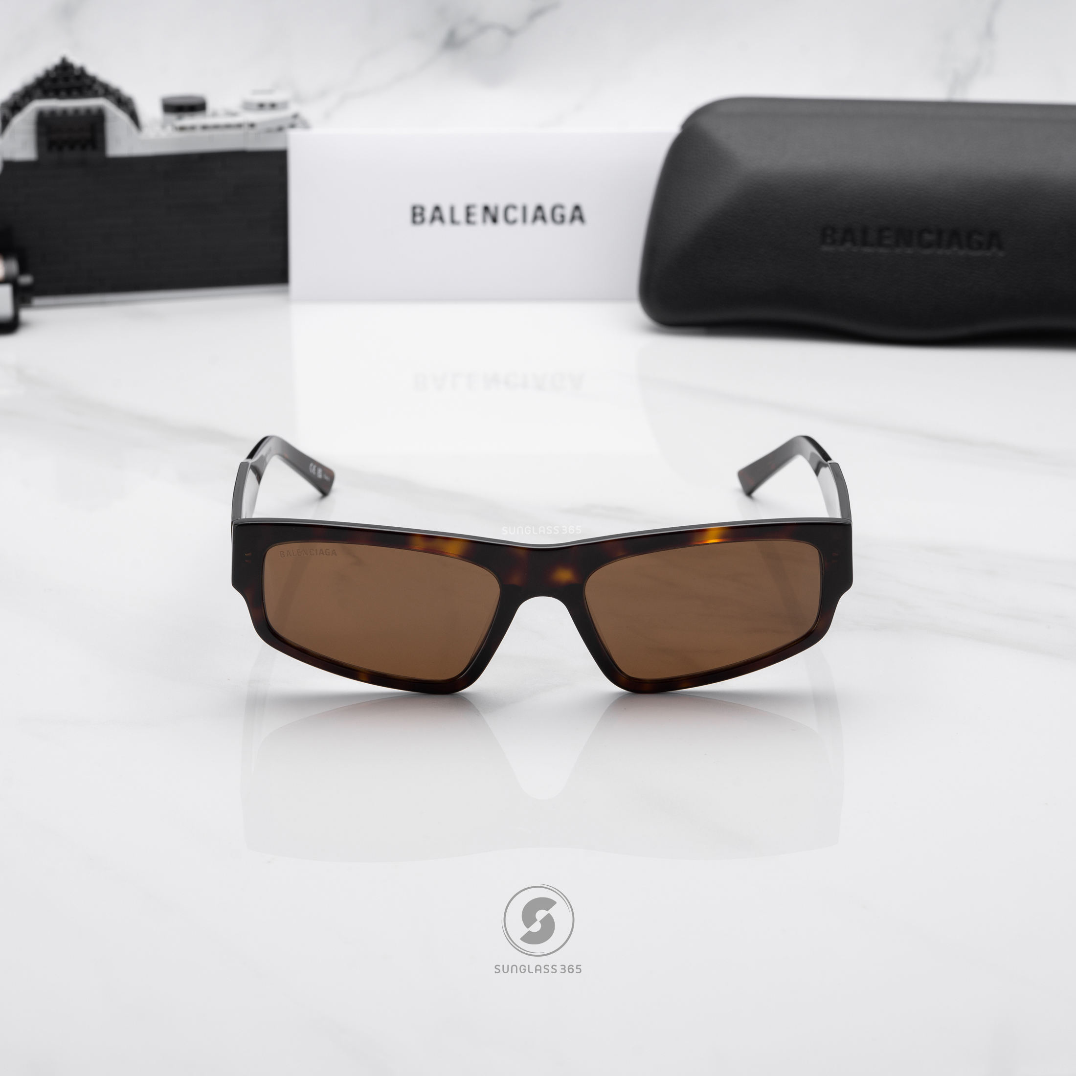 แว่นกันแดด Balenciaga BB0305S 002