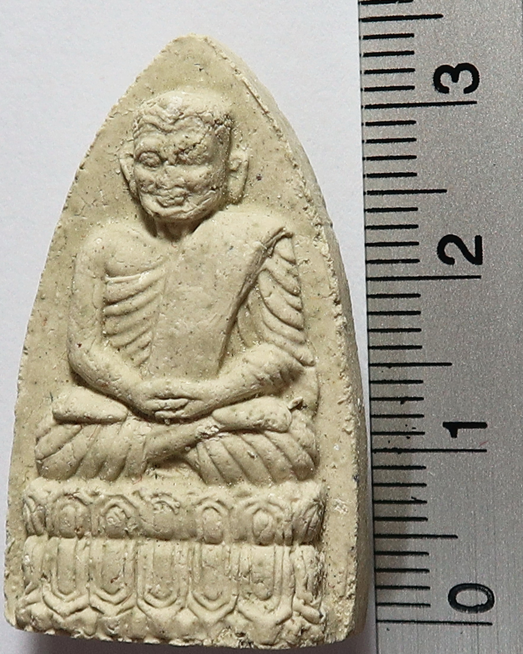 1707 หลวงปู่ทวด วัดประสาทบุญญาวาส รุ่นบูรณะโบสถ์ ปี 2530 เนื้อผง ผสมมวลสารเก่า เนื้อขาว นิยม องค์นี้ มวลสารมาก