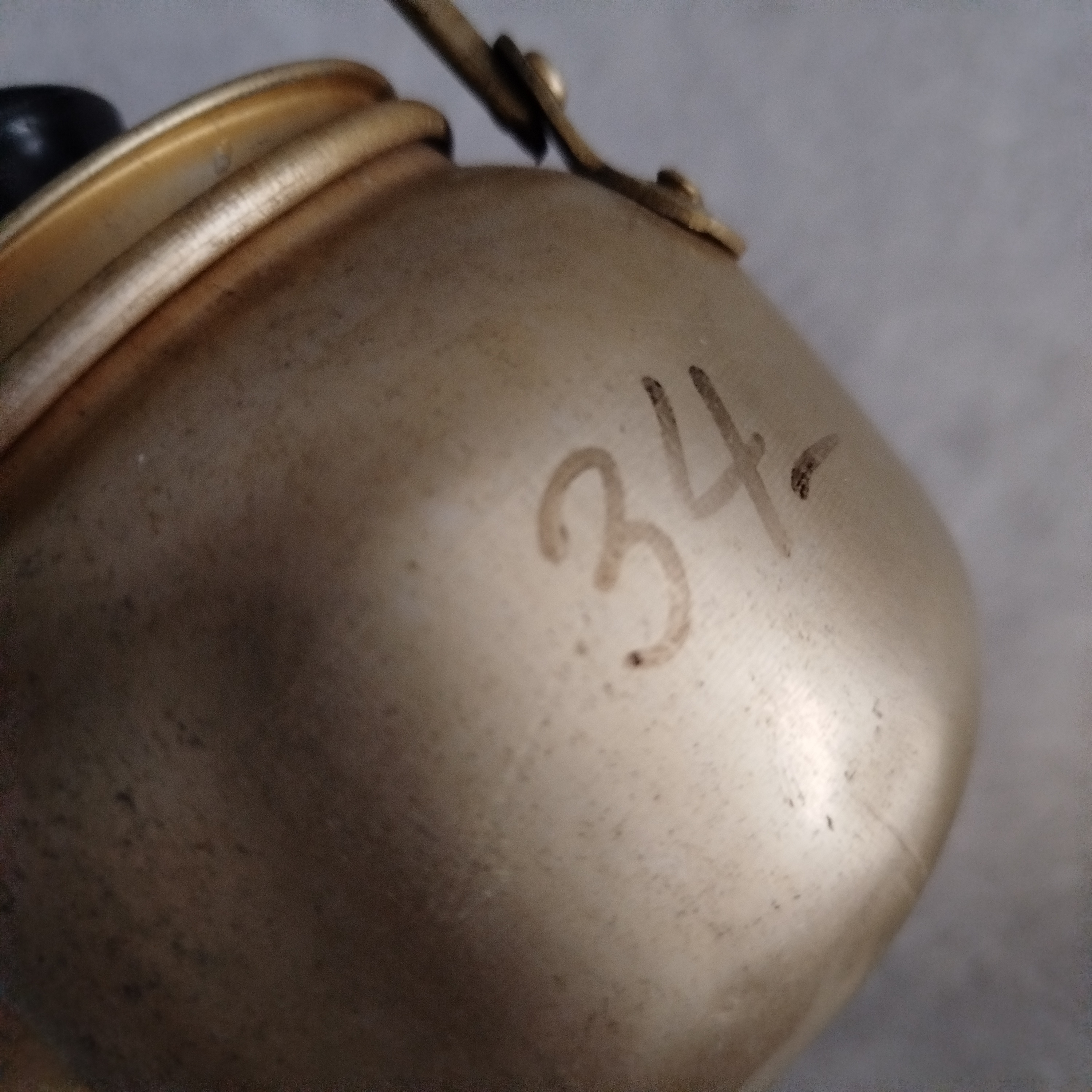 กาน้ำอลูมิเนียมสีทองสไตล์วินเทจ/ย้อนยุคขนาดเล็ก