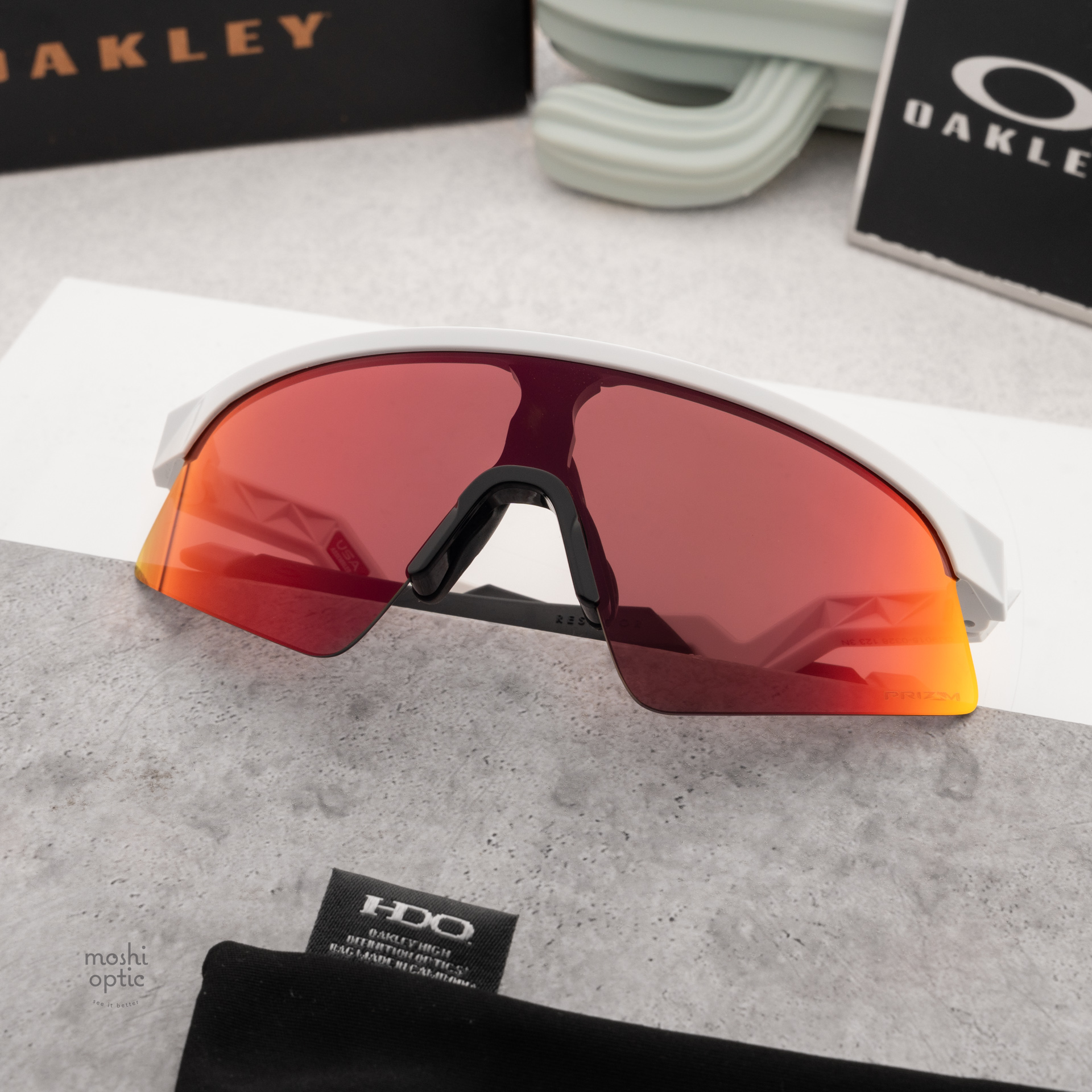 Oakley Resistor Sweep OJ9015-03 Polished White Prizm Field