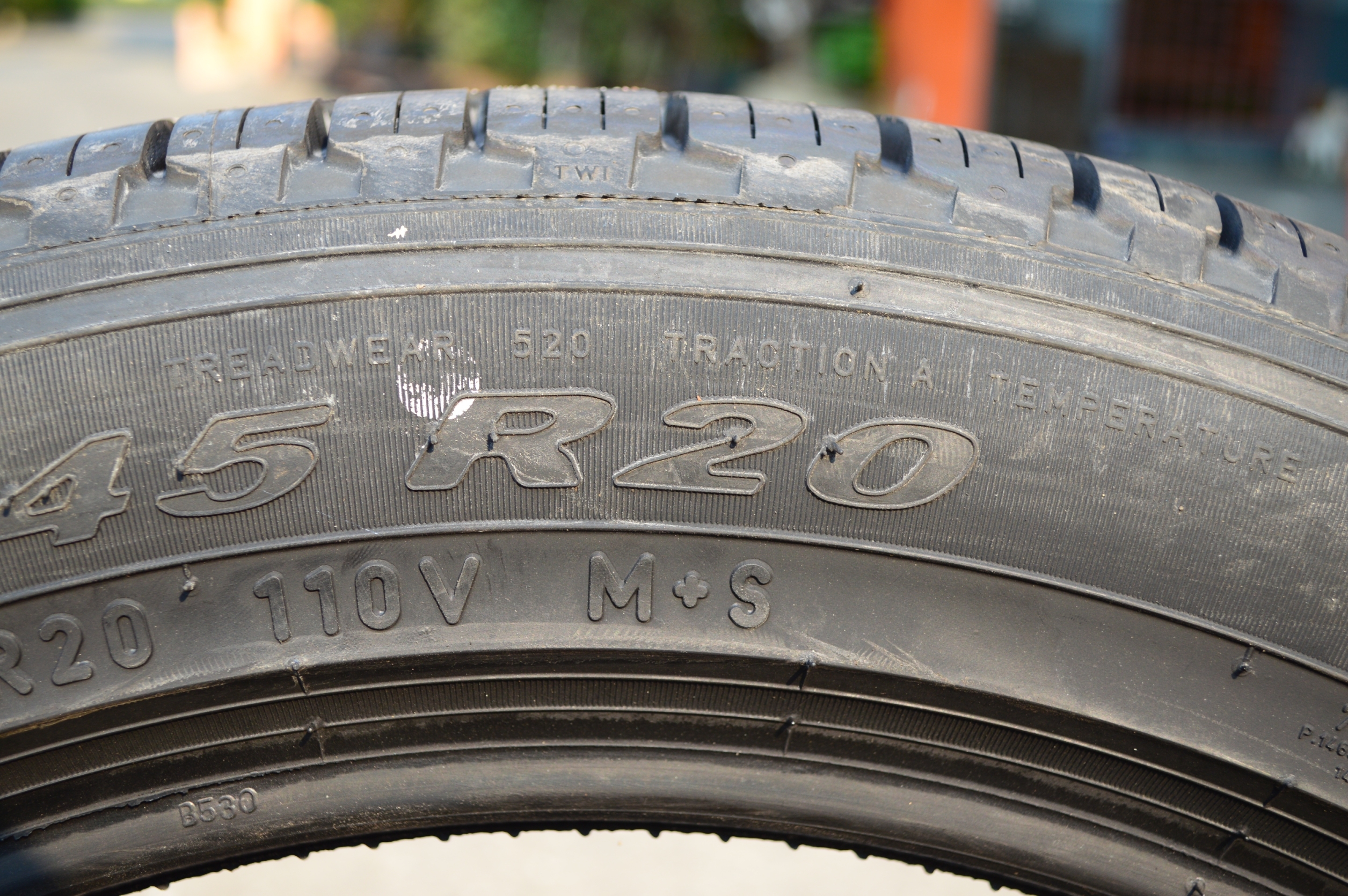 PIRELLI SCORPION ZERO 275-45-20 เส้น 6800 ปกติ 19800